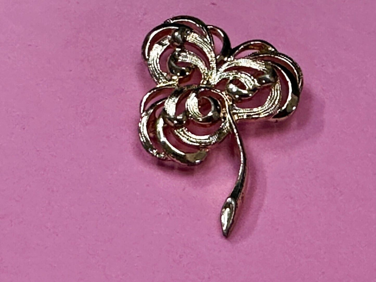 Three Leaf Clover Flower Openwork Gold Tone Brooch Pin Signed by Sarah Coventry