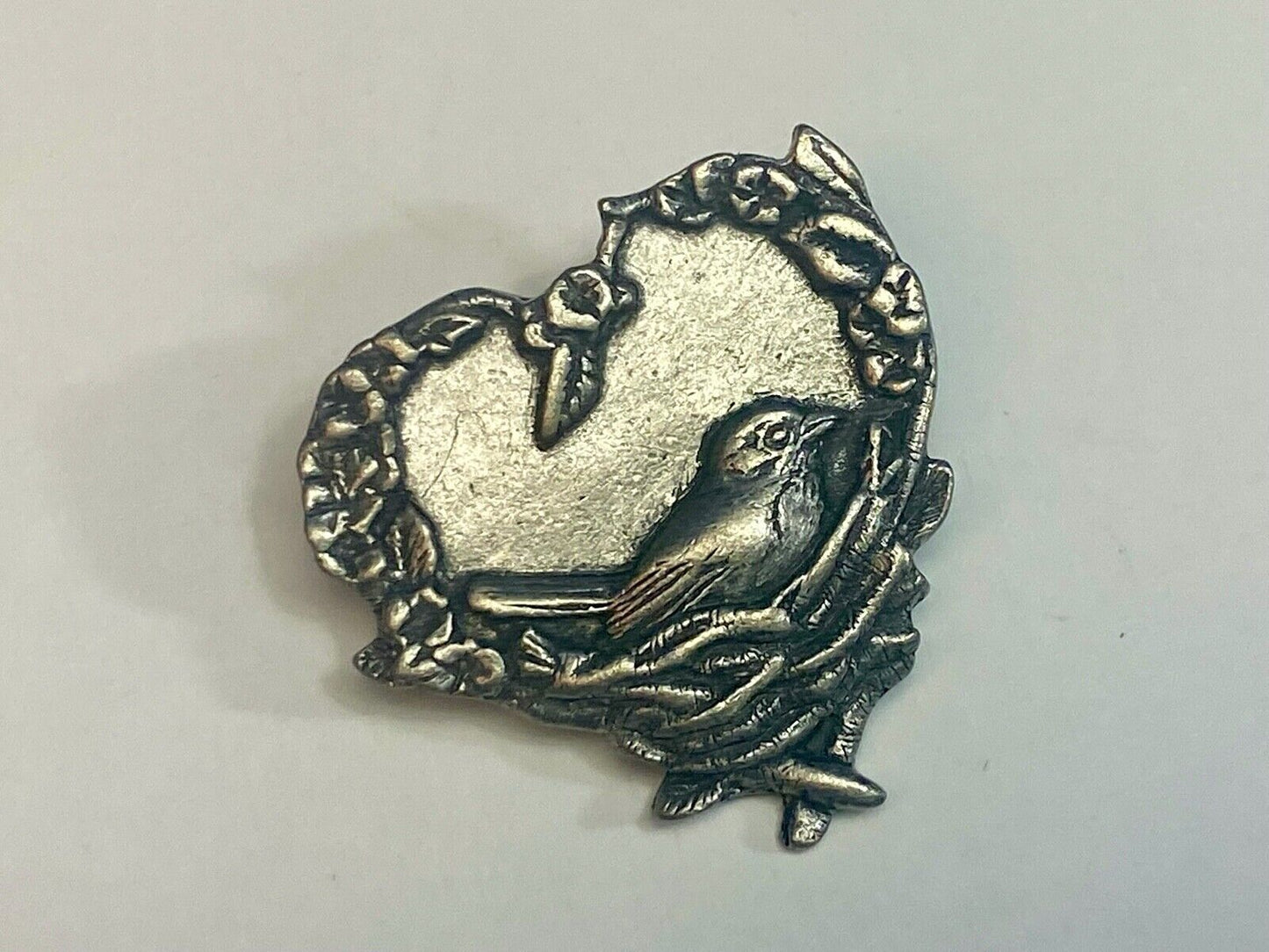 Bird Lovers! Birds & Blooms Heart Shaped Nest Pewter Brooch Pin 2004