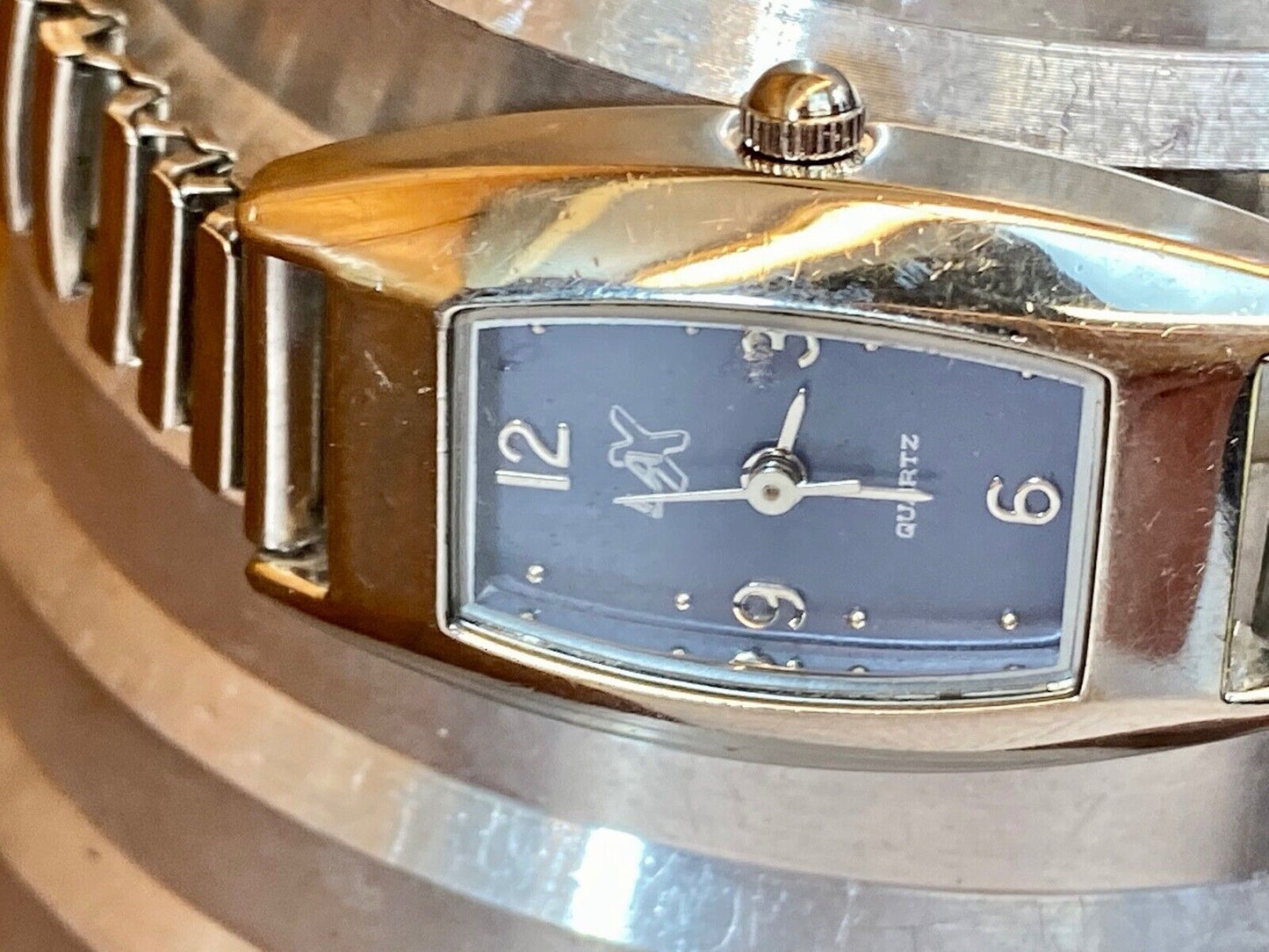 Beautiful LA X brand women's lades stretch band watch silver black rectangle
