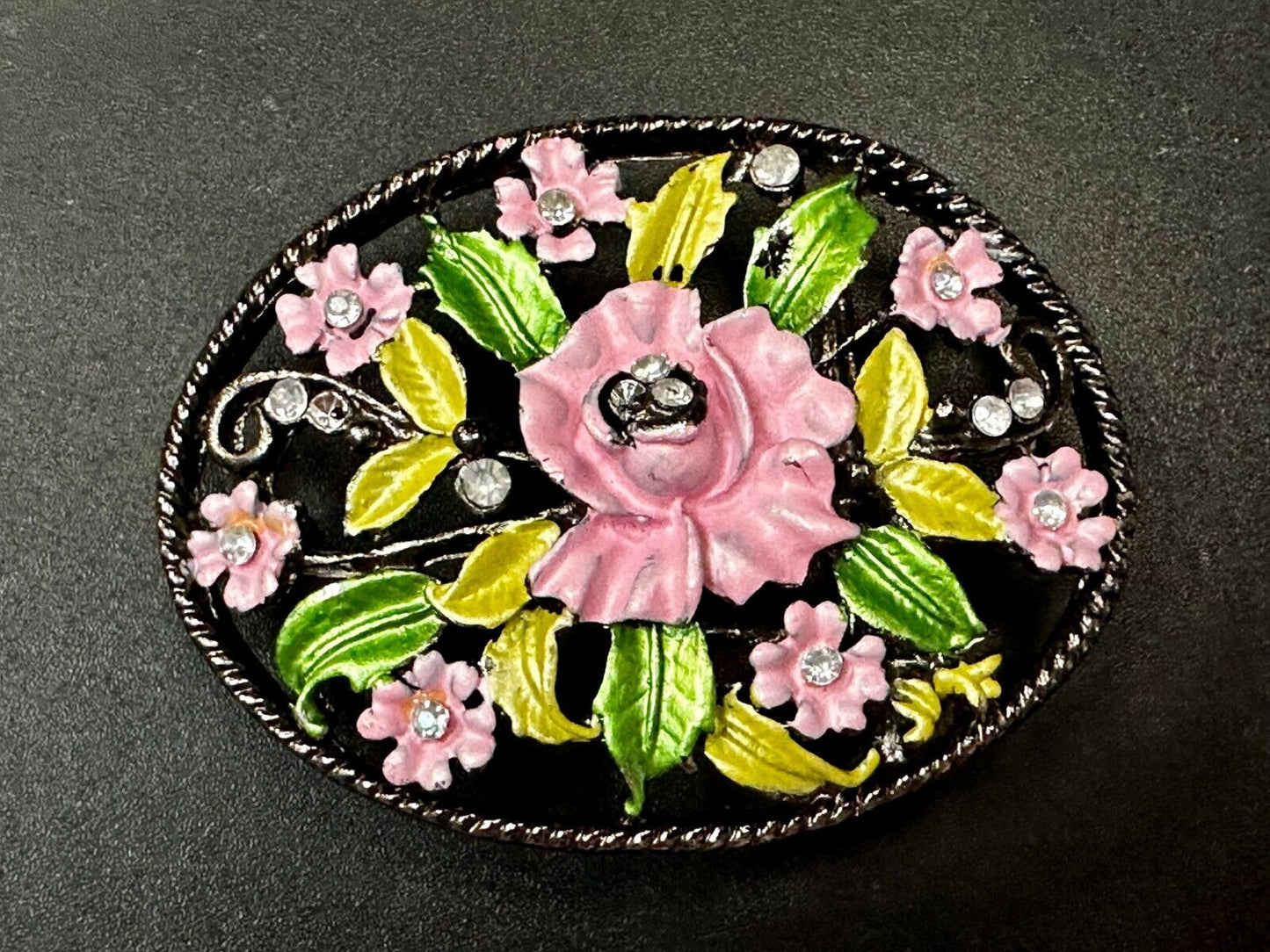 Beautiful Cutout Flower Themed See Through Rhinestone Accented Belt Buckle