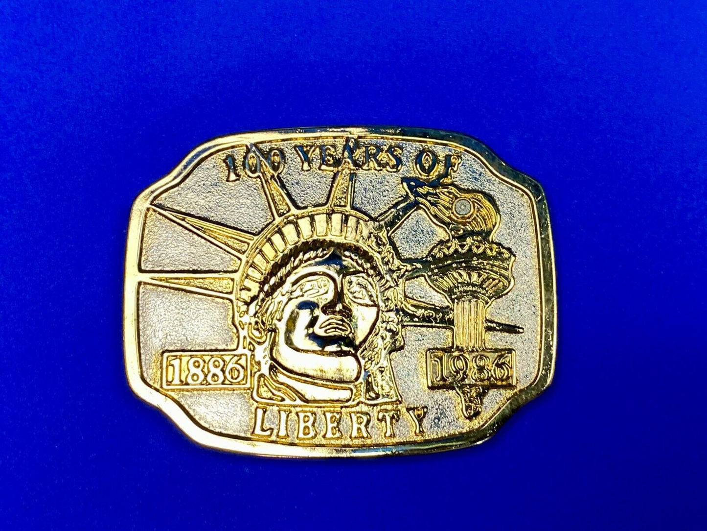 1886-1986 100 Years Of Liberty Statue Of Lady Liberty Belt Buckle Patriotic Nyc