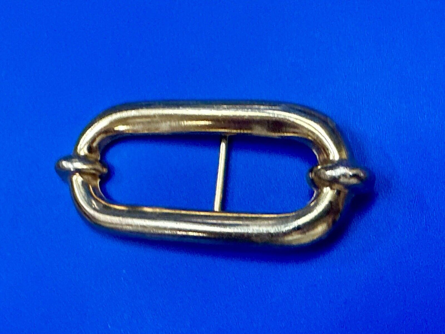 Vintage gold tone Tube Link Pattern belt buckle
