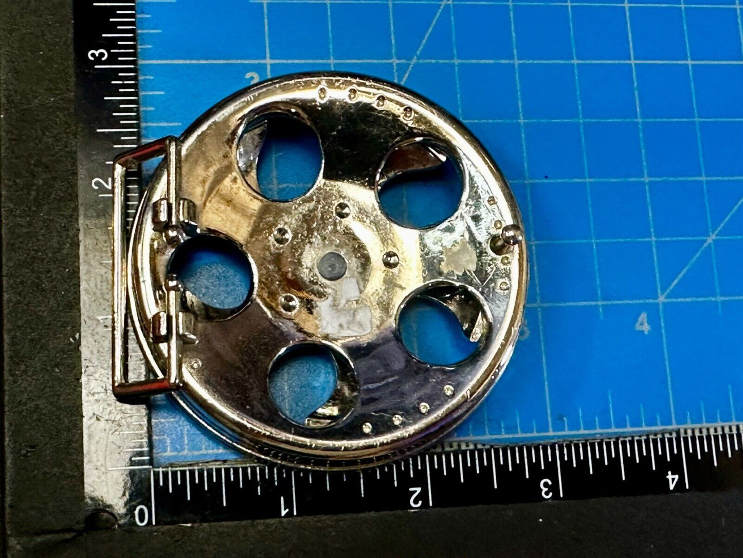 Unique Spinner Car Truck Wheel Rim See Through Silver Tone Round Belt Buckle