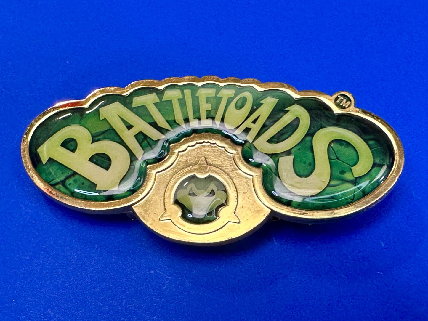 Battletoads June 2017 Loot Crate Gaming Exclusive Nes Gold Tone Belt Buckle