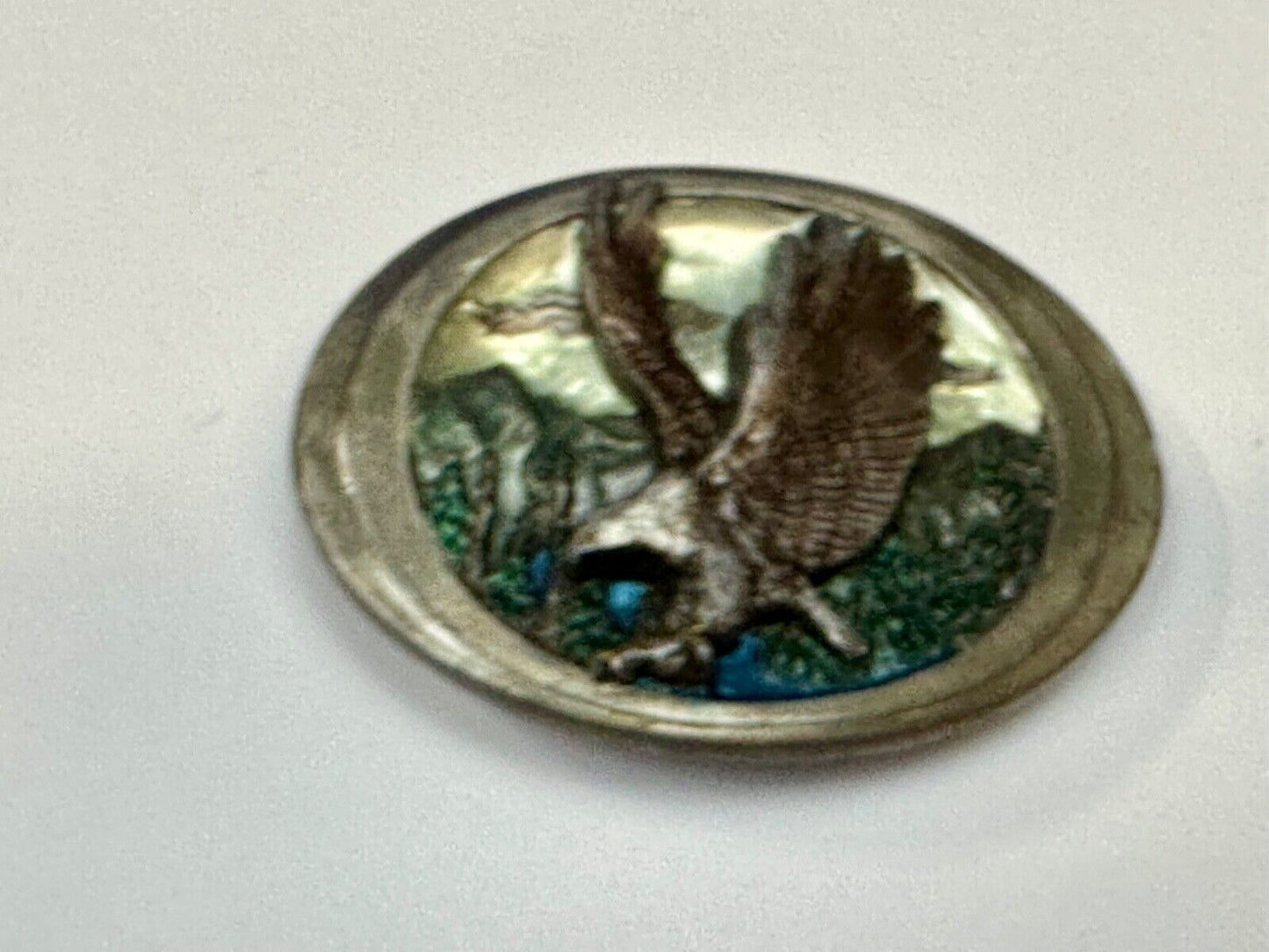Beautiful patriotic flying eagle - Vintage 1988 C+J belt buckle