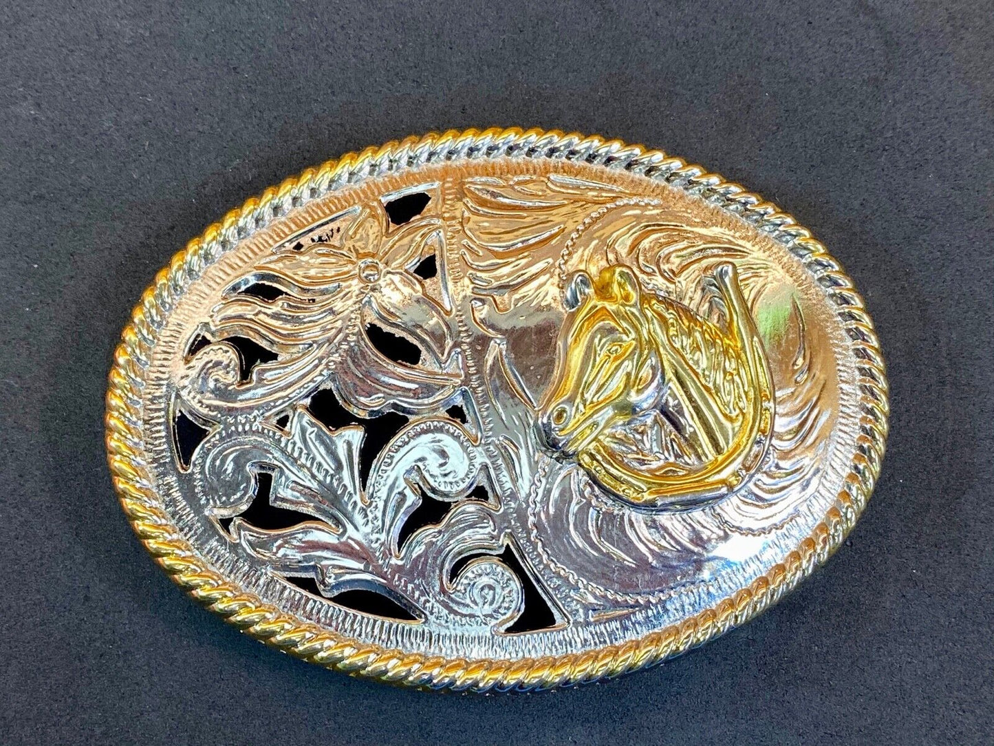 B22 See Through Two Tone Belt Buckle Featuring Horse Bust Head Flower Swirl