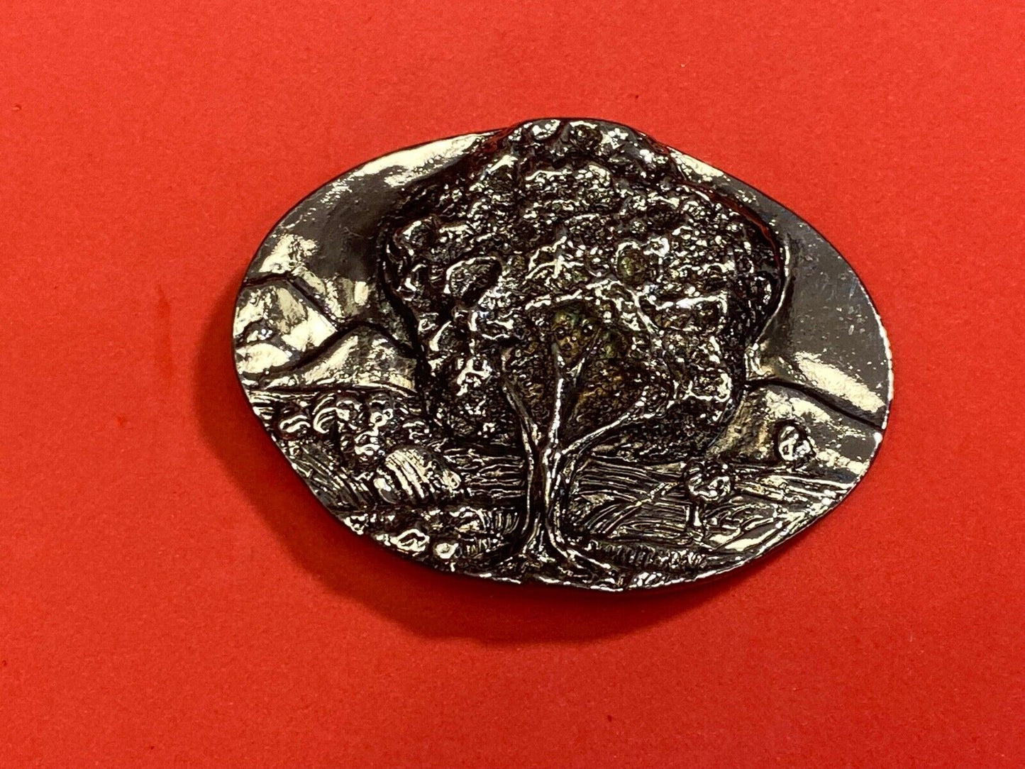 Beautiful Tree. Amazing Detail! Silver Color Scarf Tie Clip
