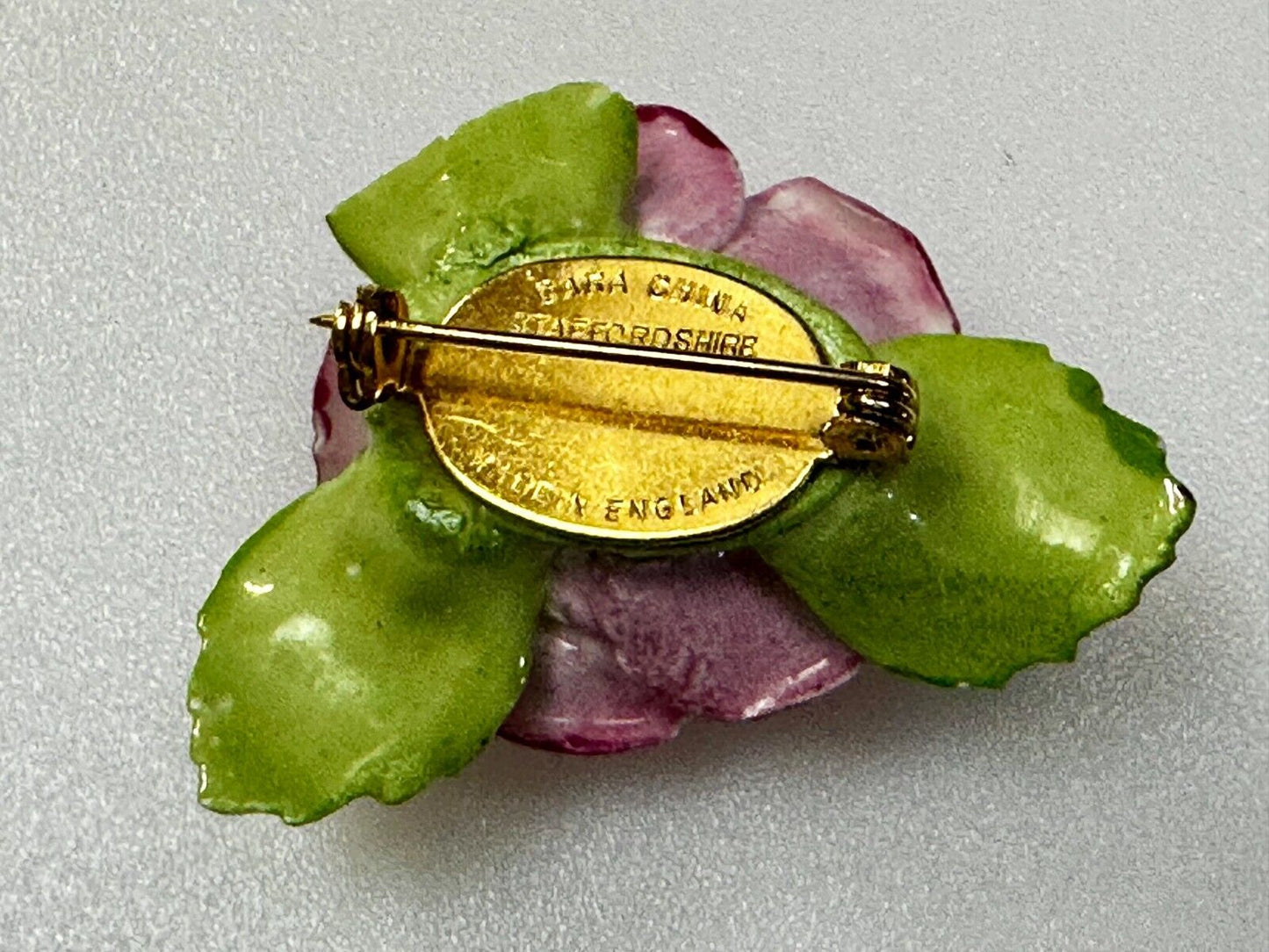 Beautiful Porcelain Red Roses with Green Leaf Brooch Pin Signed by Cara China
