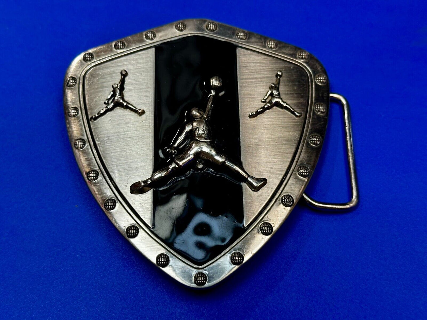 Basketball Iconic Dunk Basket Jump Shot Silver & Black Color Belt Buckle