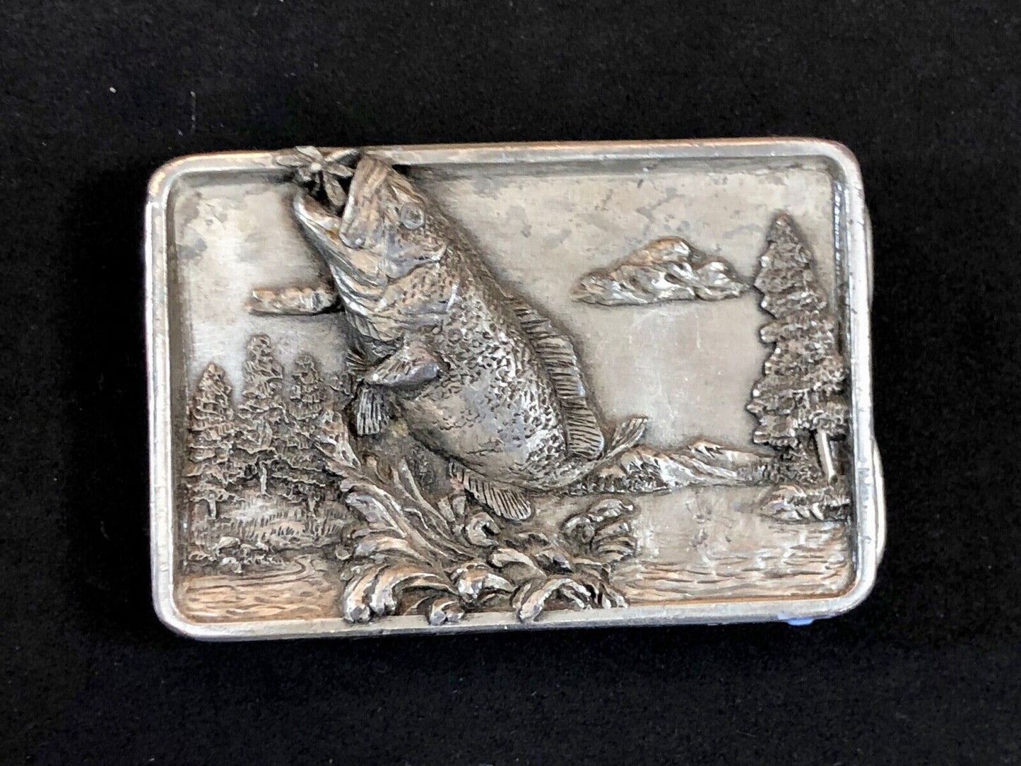 Vintage 1984 Bergamot Belt Buckle Bass jumping off the buckle!