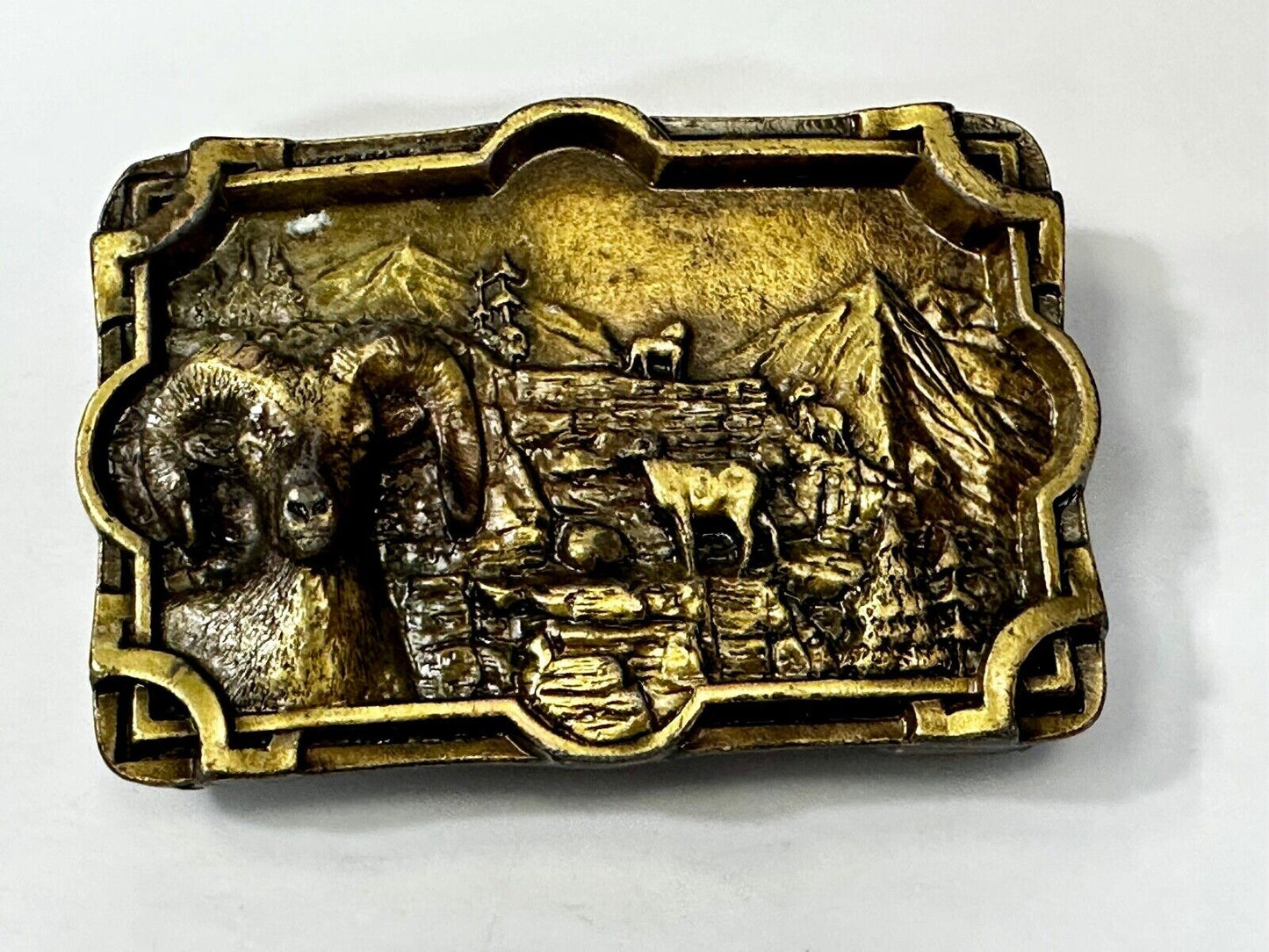 Bighorn Ram Mountain Goat Sheep Wildlife Scene Vintage Hand Cast? Belt Buckle
