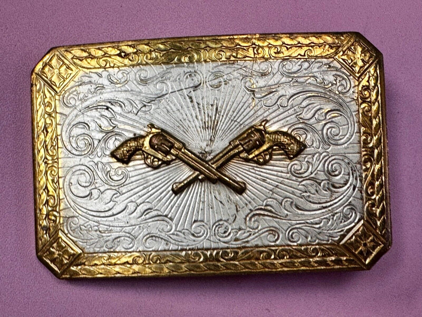 Twin Revolver Pistol Guns Two Tone Western Cowboy Vintage Belt Buckle