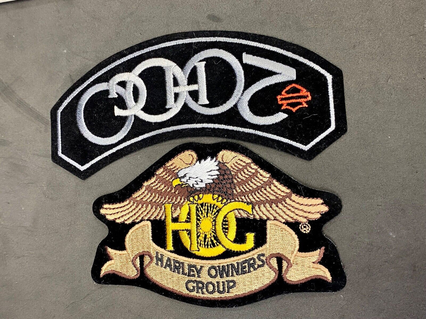 2 LOT Harley Davidson Owners Group HOG Jacket Vest Wings Patch Year 2000