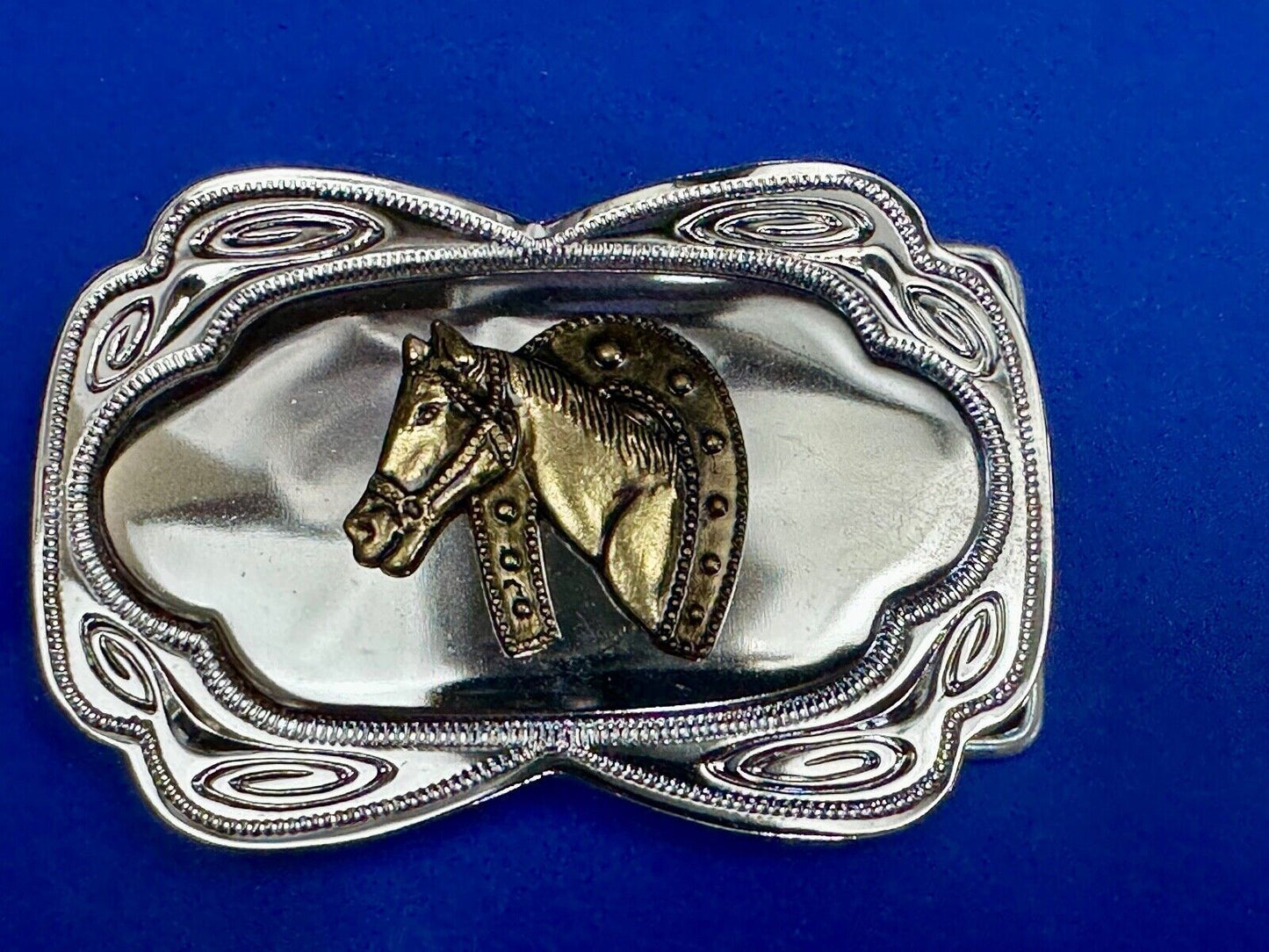 Beautiful NOS Horse head through lucky horseshoe - Two tone belt buckle