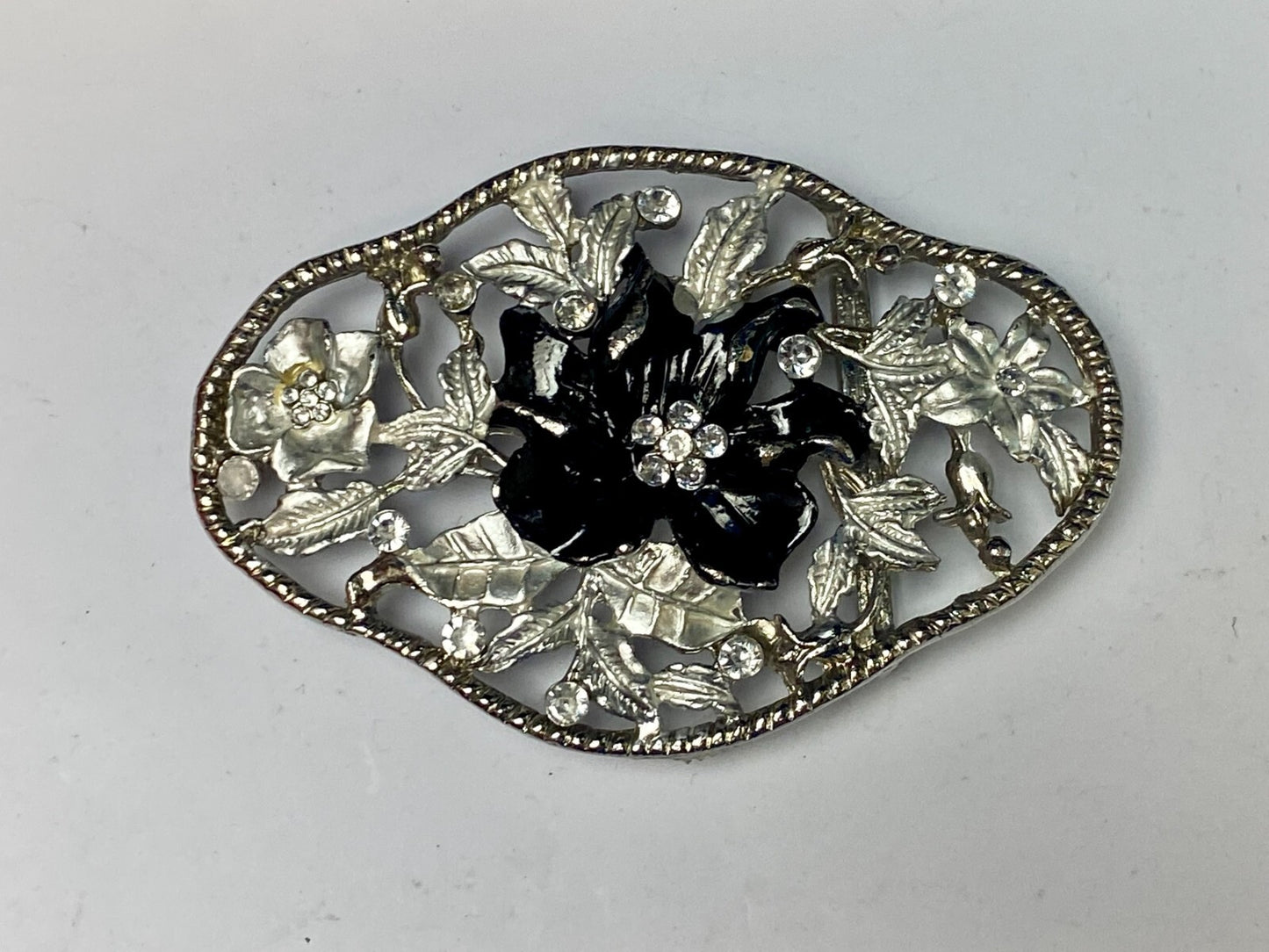 Vintage delicate See-Trough Rhinestone Accented Flower Floral Theme Belt Buckle