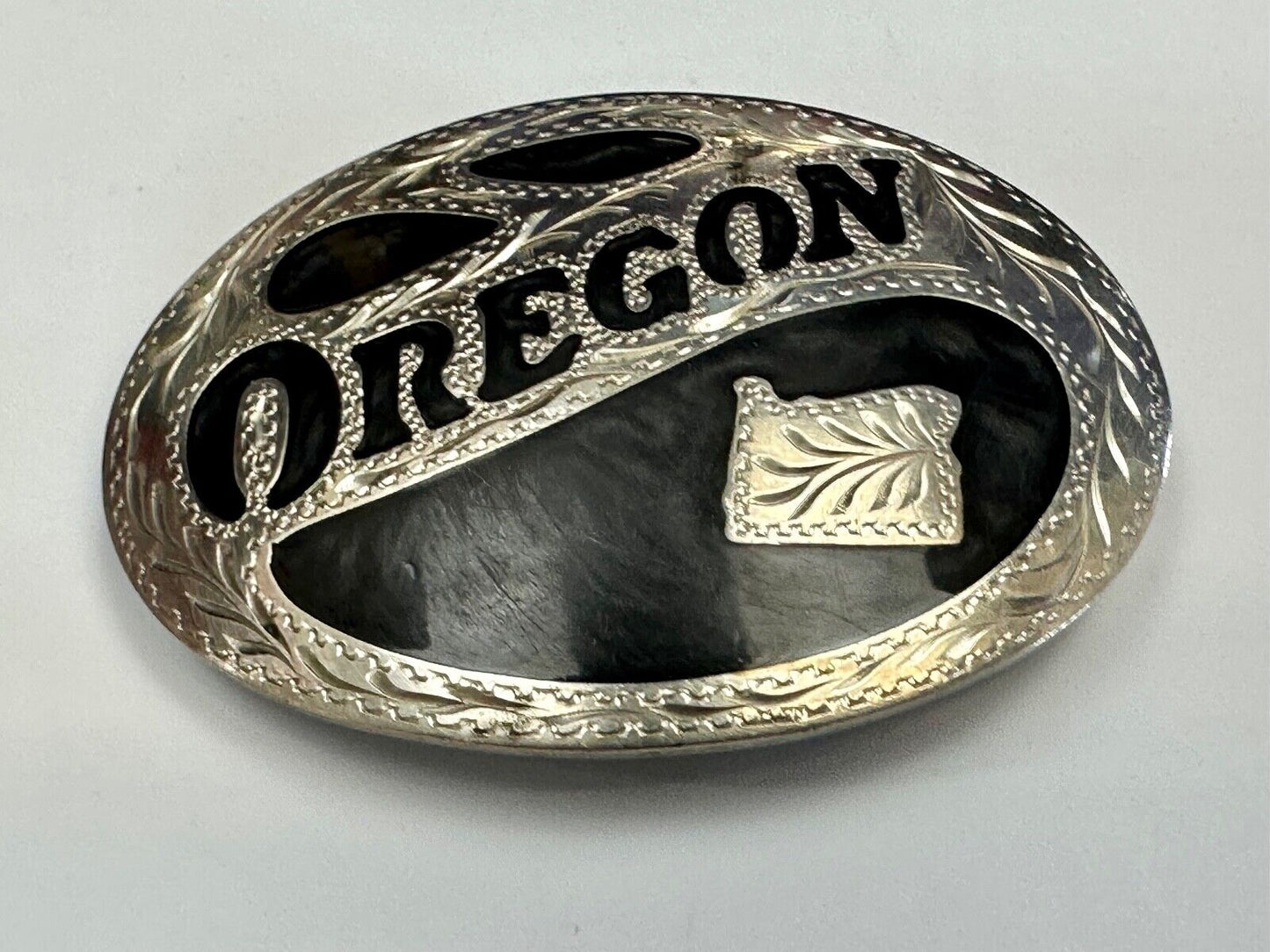 The Great State of Oregon Vintage inlaid ADM Silversmith Collection belt buckle
