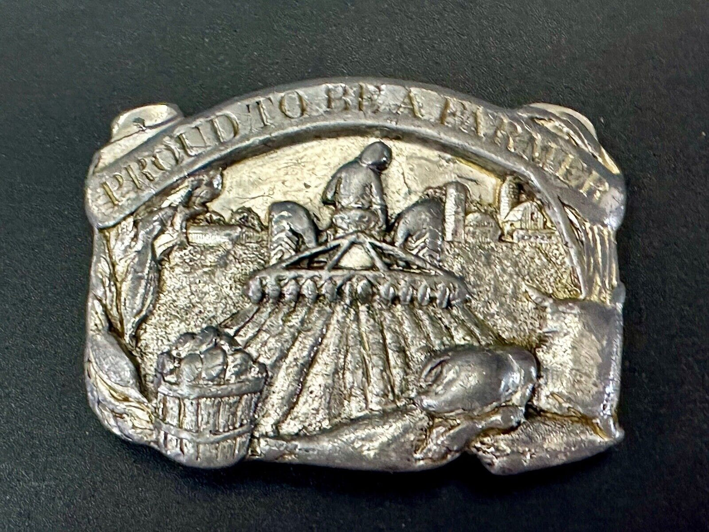 The American Farmer - Best in the World Im proud to be a farmer Vtg belt buckle