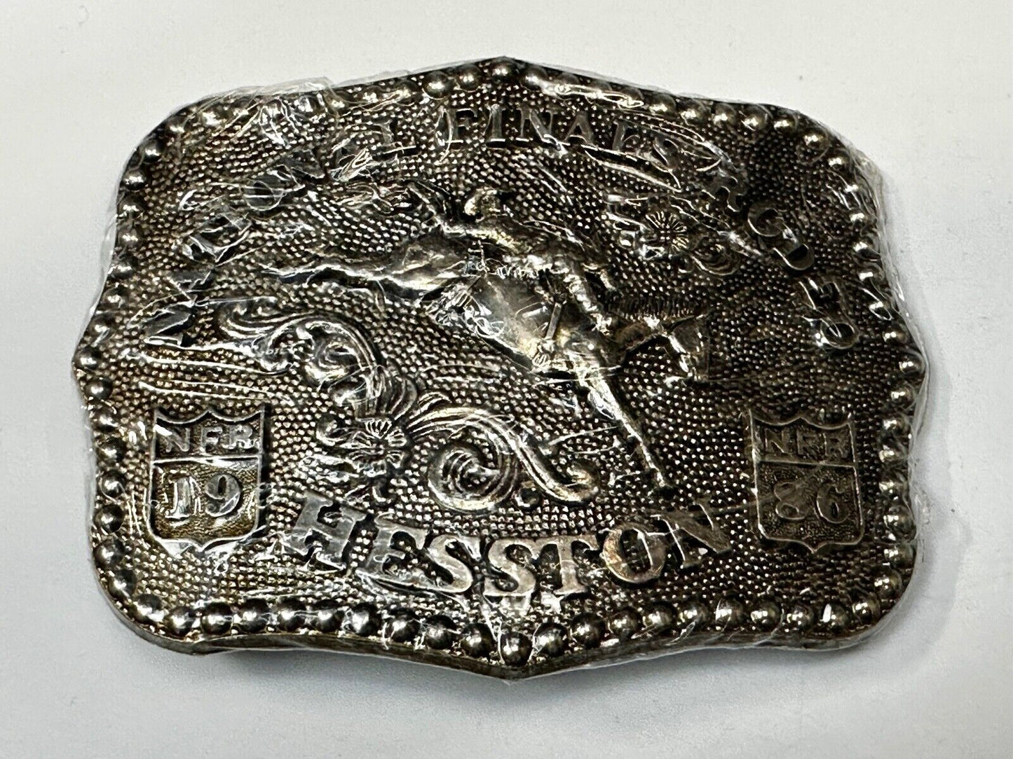 1986 ADULT SIZE NATIONAL FINALS RODEO HESSTION NFR NOS Cowboys Belt Buckle