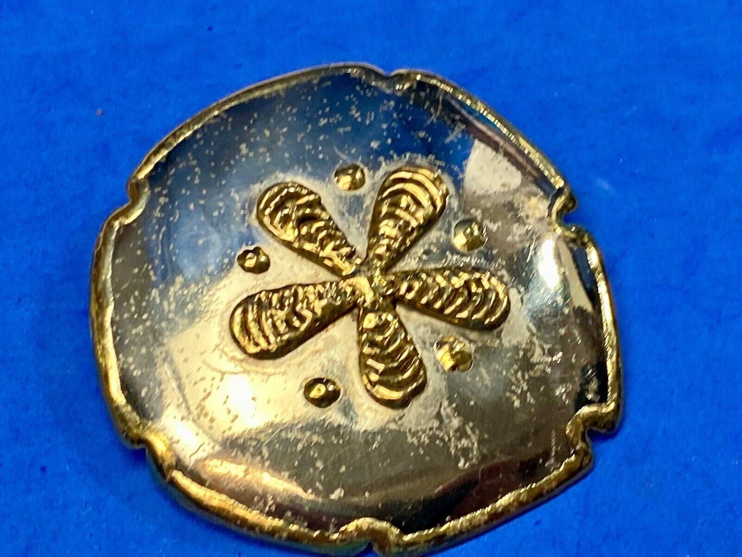 Vintage India inspired round dotted star horse abstract outlined belt buckle