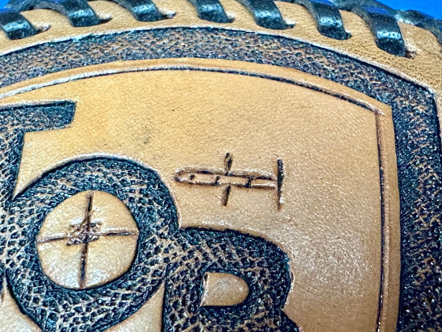 TOBW Vintage 1992 Handcrafted DEE #0009 Leather belt buckle