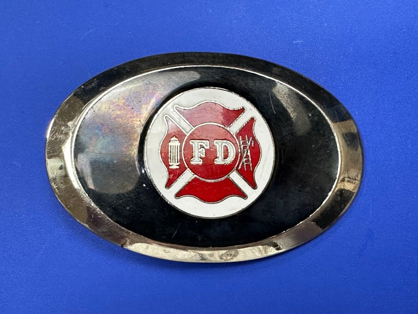 Vintage Fire Firefighter FD Hydrant Axe Ladder Black & Red Oval belt buckle