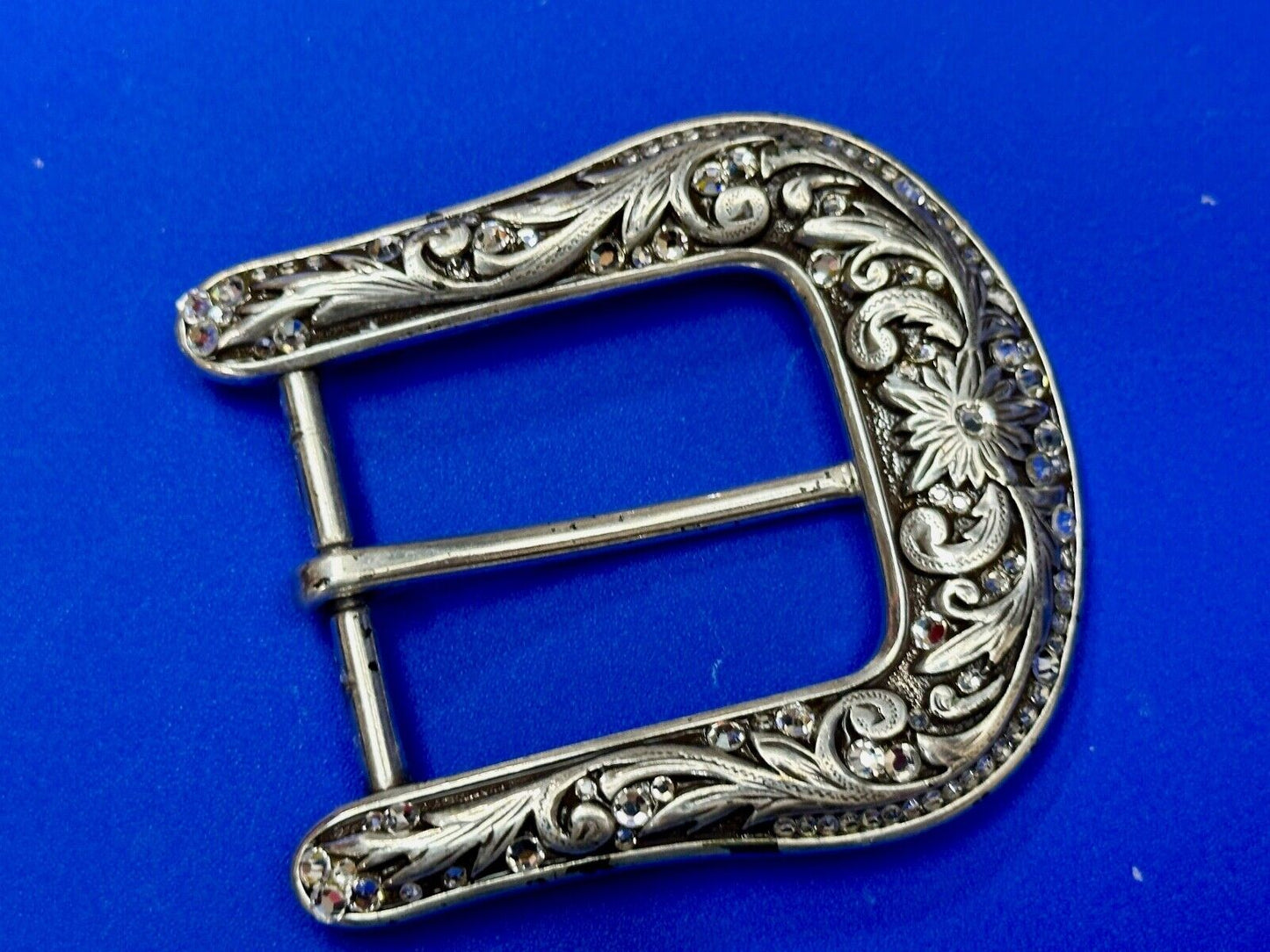 3" wide silver tone Cowgirls ranger style Belt Buckle with Rhinestone Accents