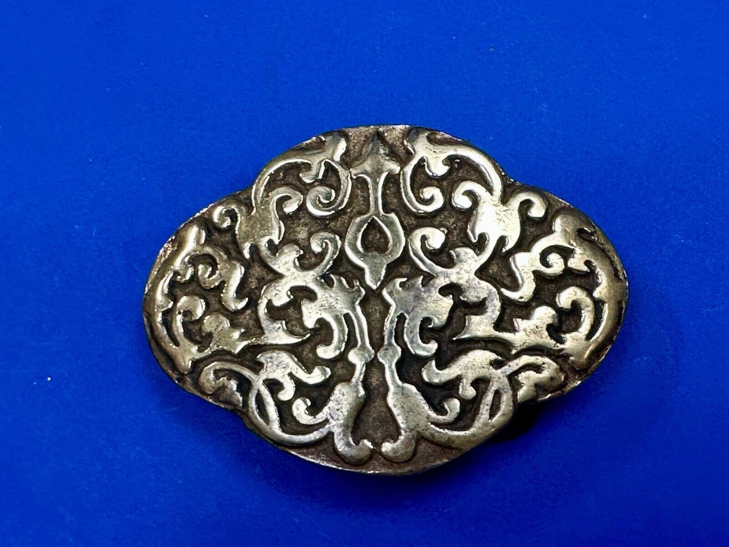 Vintage Hippie Hobo style curved swirl pattern cross solid brass belt buckle