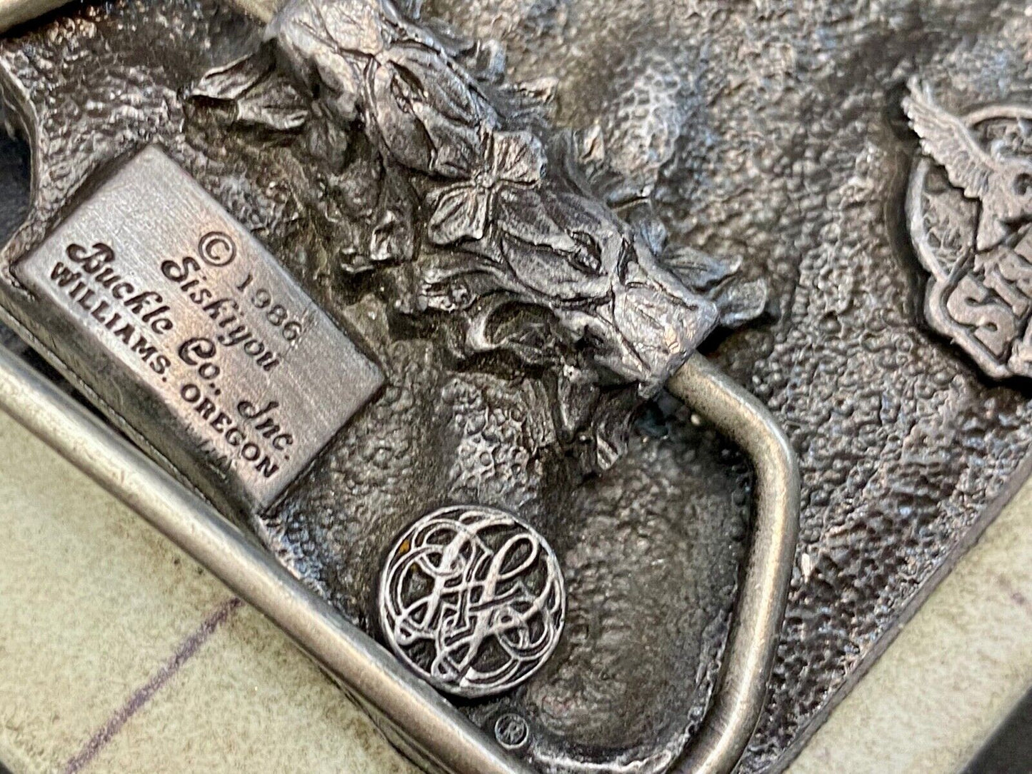 Vintage 1986 ***America*** The Pride Is Back Pewter Buckle By Siskiyou D-40