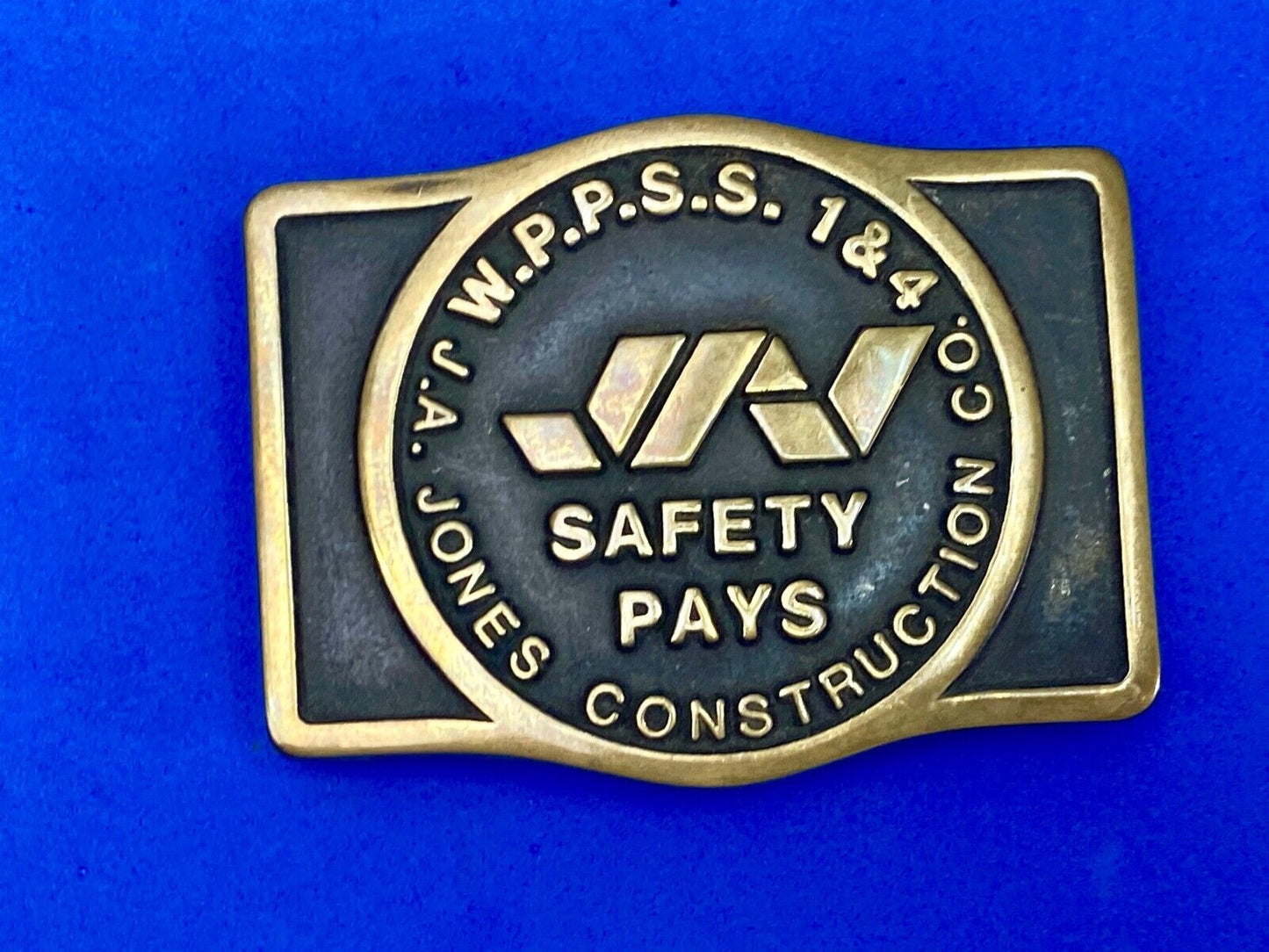 1981 W.P.P.S.S. 1 & 4 Safety Pays Jones Construction - Anacortes Belt Buckle