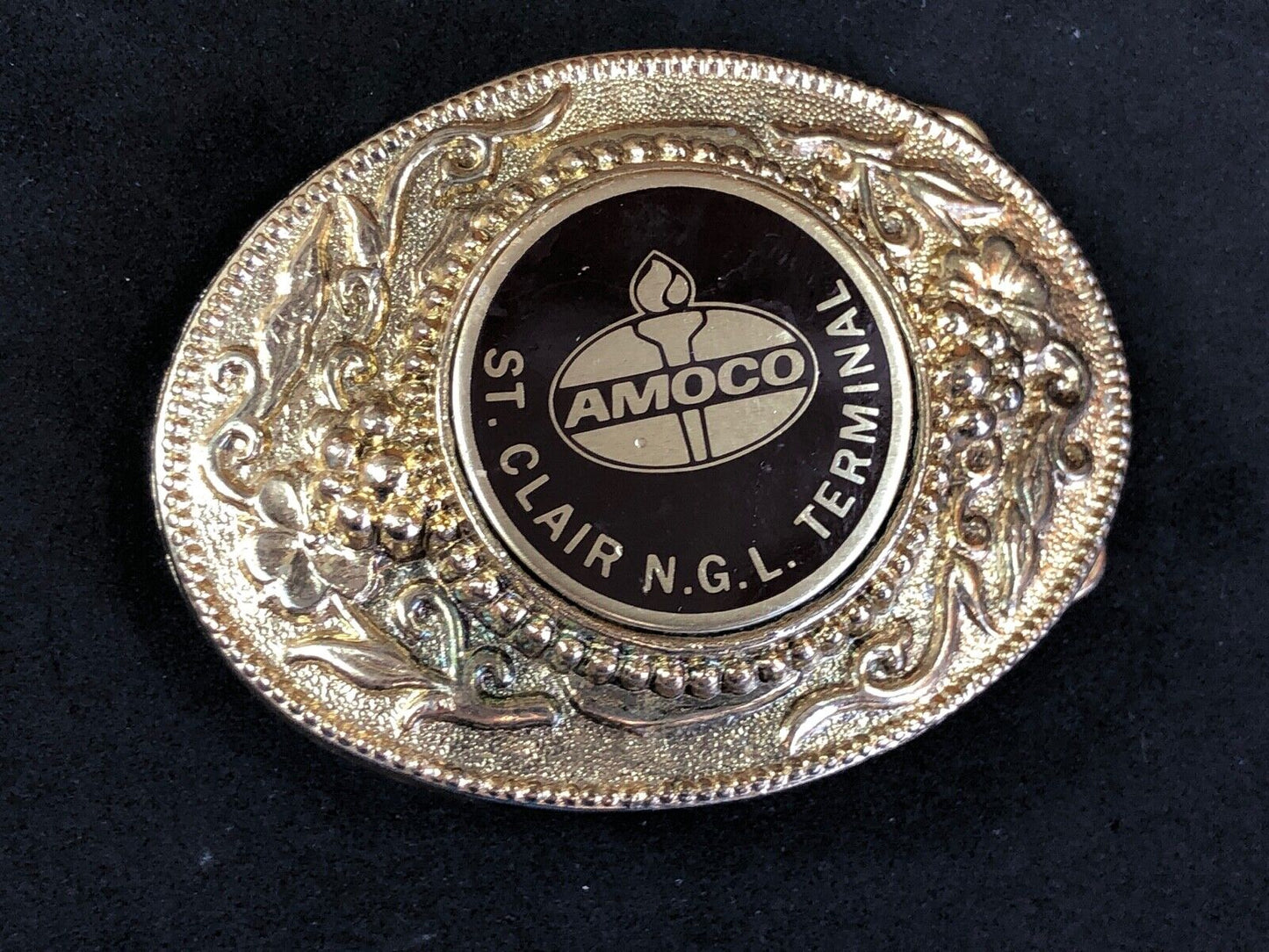 Beautiful AMOCO Advertising Center piece western Belt Buckle rope boarder