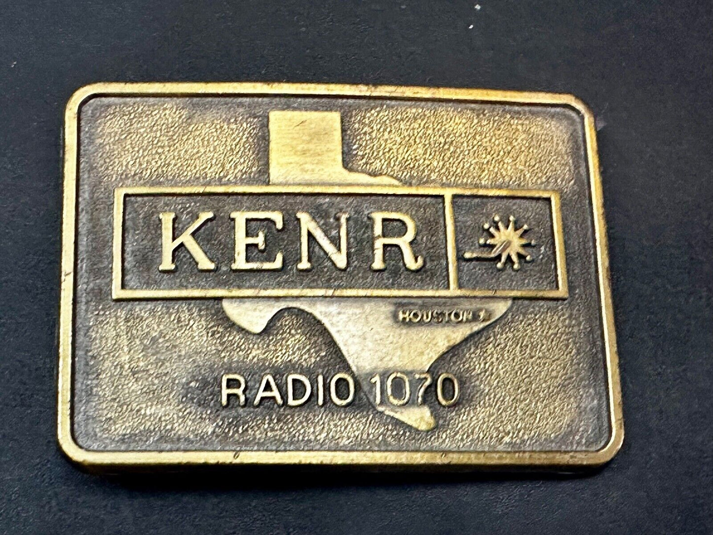 Texas KENR Houston Radio 1070 Vintage Promotional Mo Money Belt Buckle
