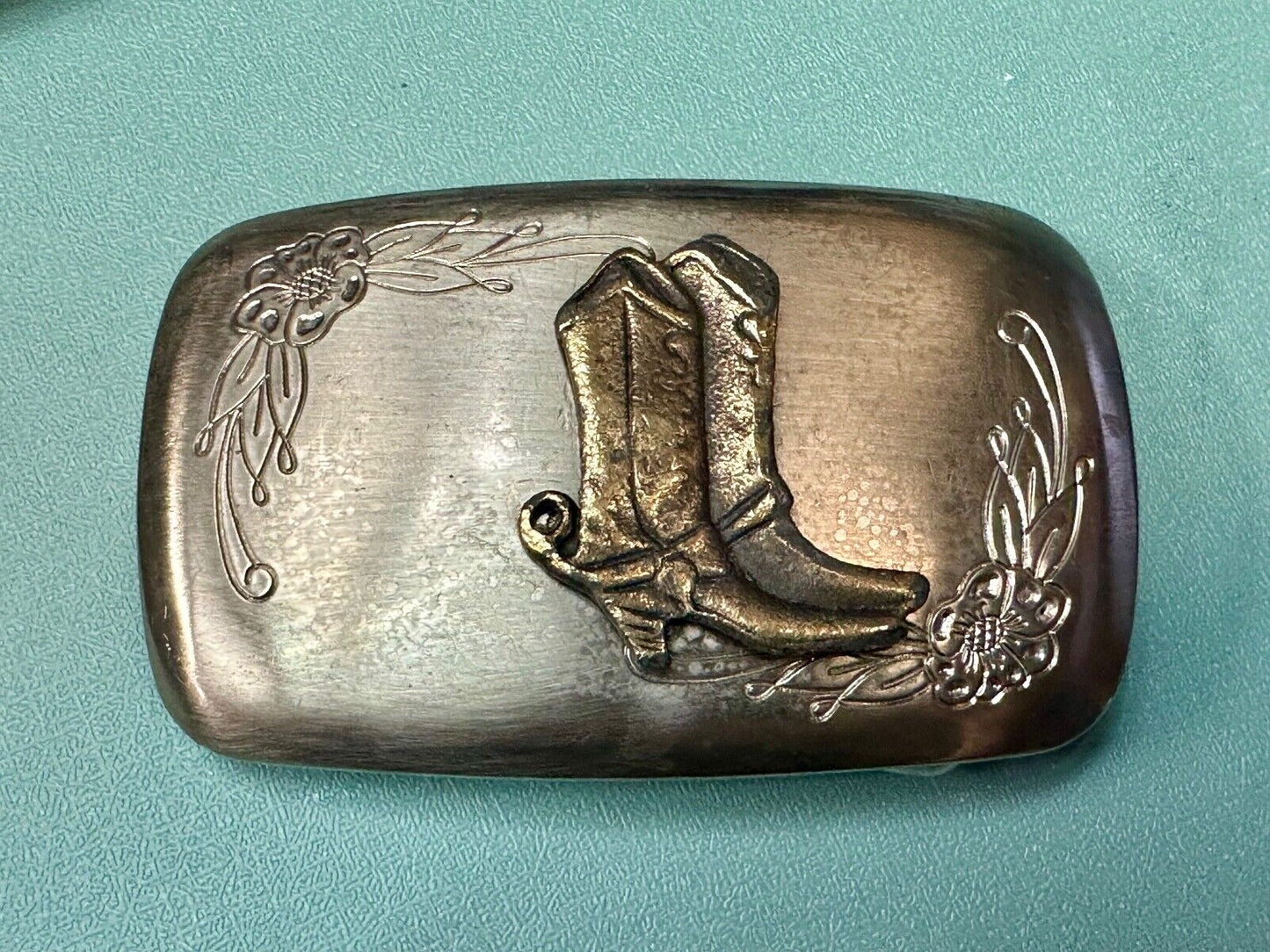 USA made Vintage Cowboy Boots - Western two tone belt buckle