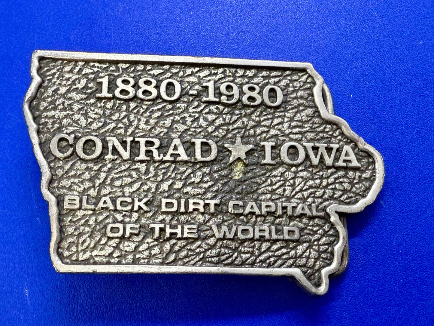 Black Dirt Capital of the World Conrad Iowa 1880-1980 Centennial Belt Buckle