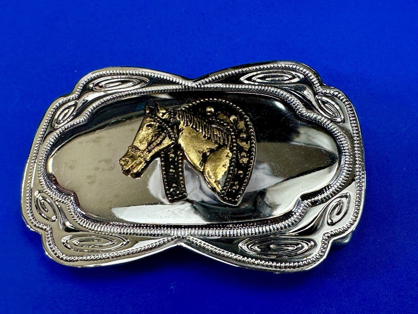 Beautiful Horse head / lucky horseshoe - two tone reflective belt buckle