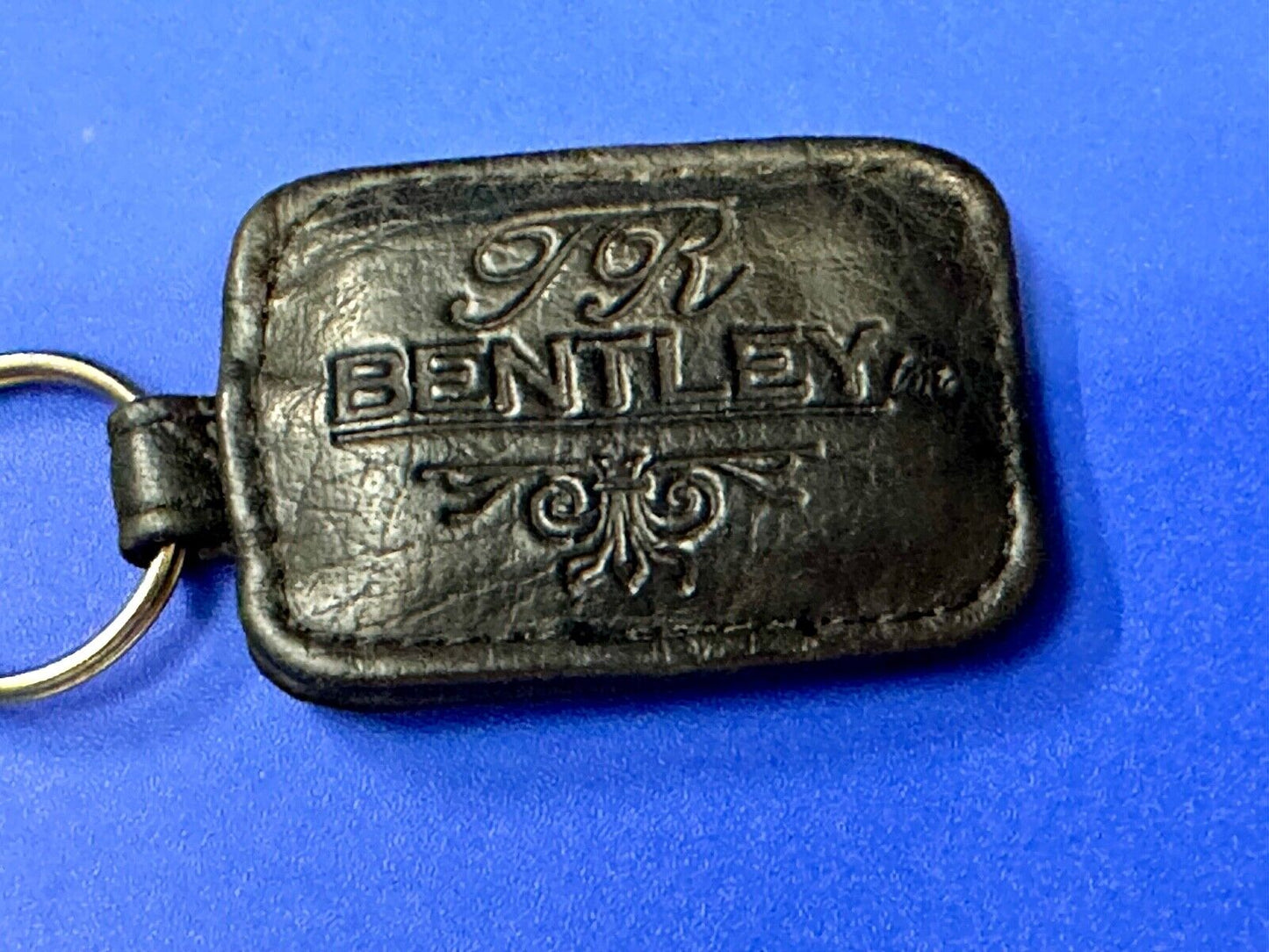 Bentley TR Soft Leather Fob Car Key Chain Ring Car Dealership Dealers Keychain