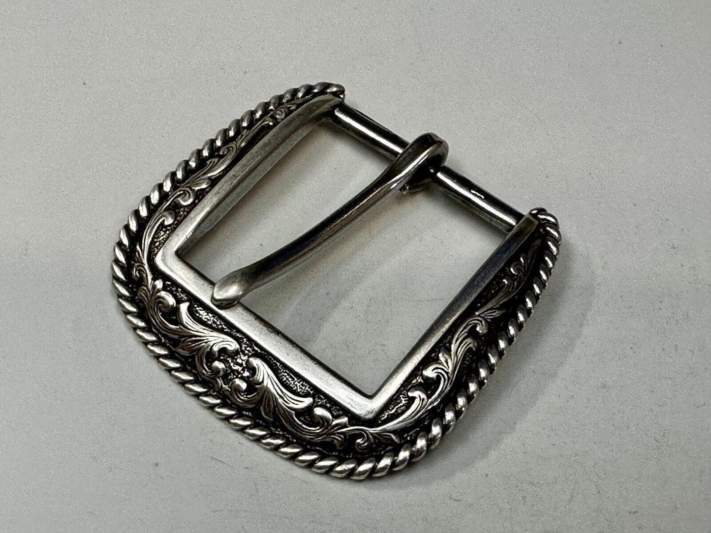 Ariat 2007 Ranger Style Detailed Flower Swirl - Rope Outlined Belt Buckle