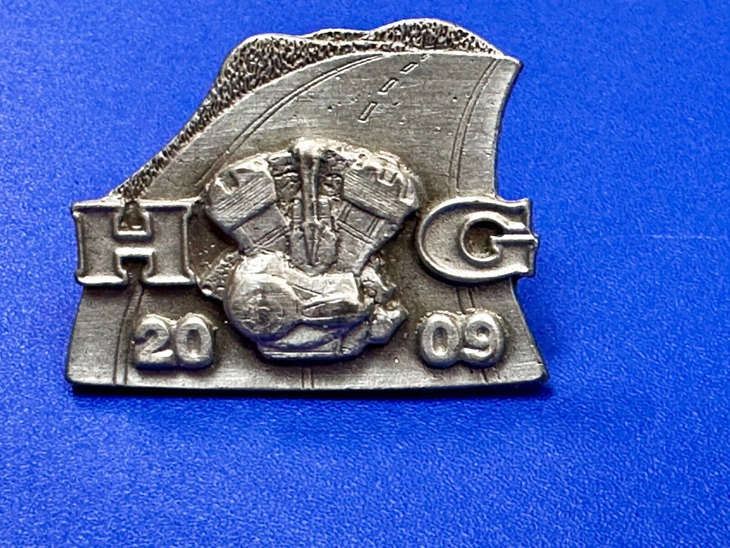 2009 Harley Davidson HOG Norscot Wisconsin Highway Vest Hat Pin