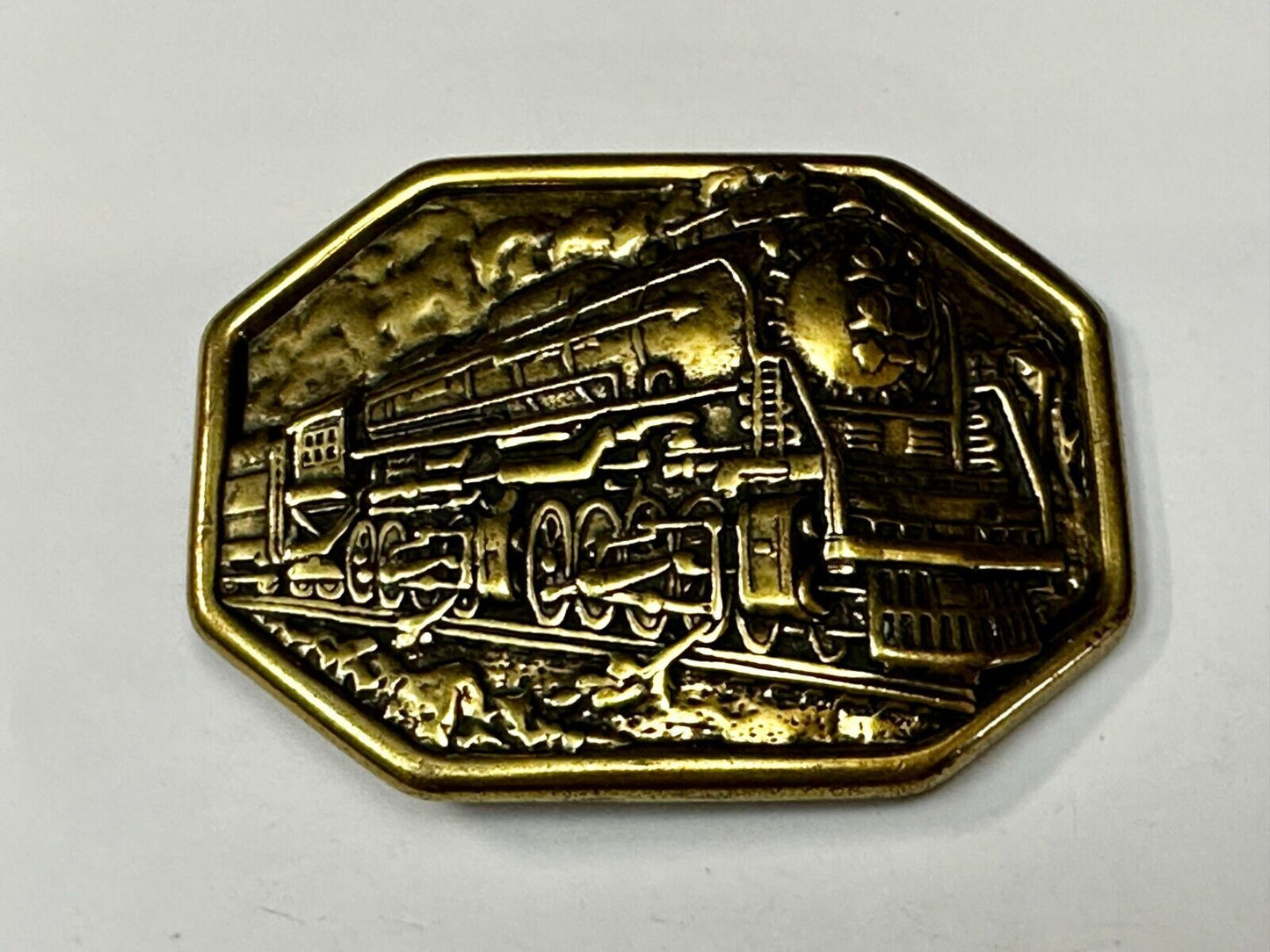 Train Rail Road Collectors Vtg. Avon Brand Brass Tone Steam Engine Belt Buckle