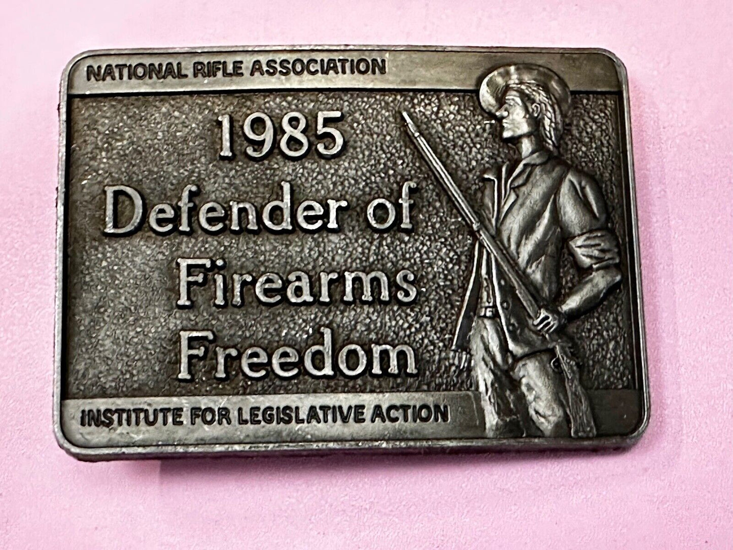1985 Defender of Firearms Freedom Vintage NRA ILA NOS Gun Collector Belt Buckle