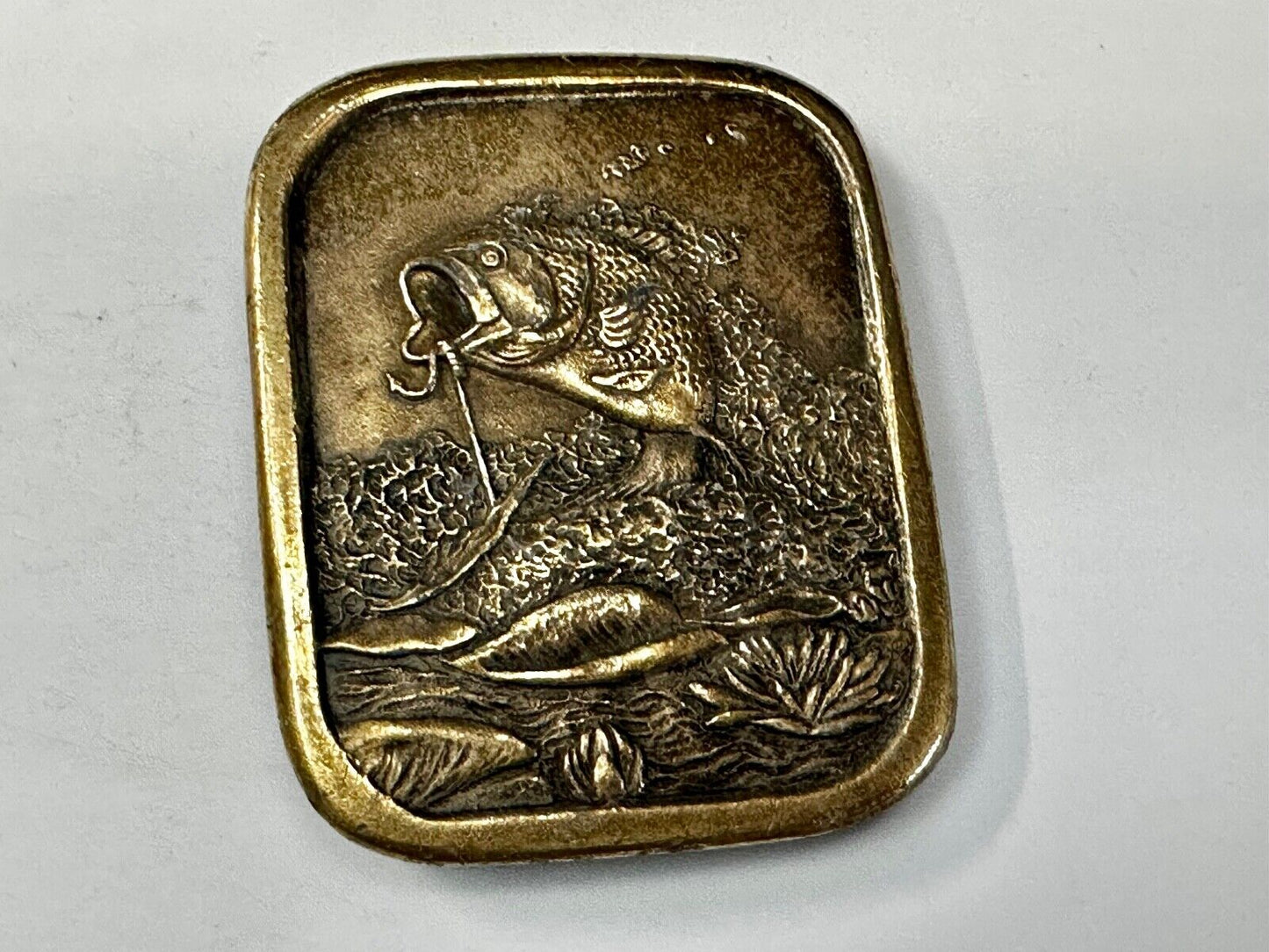 Bass Sport Fishing Vintage 1976 Indiana Metal Craft Belt Buckle