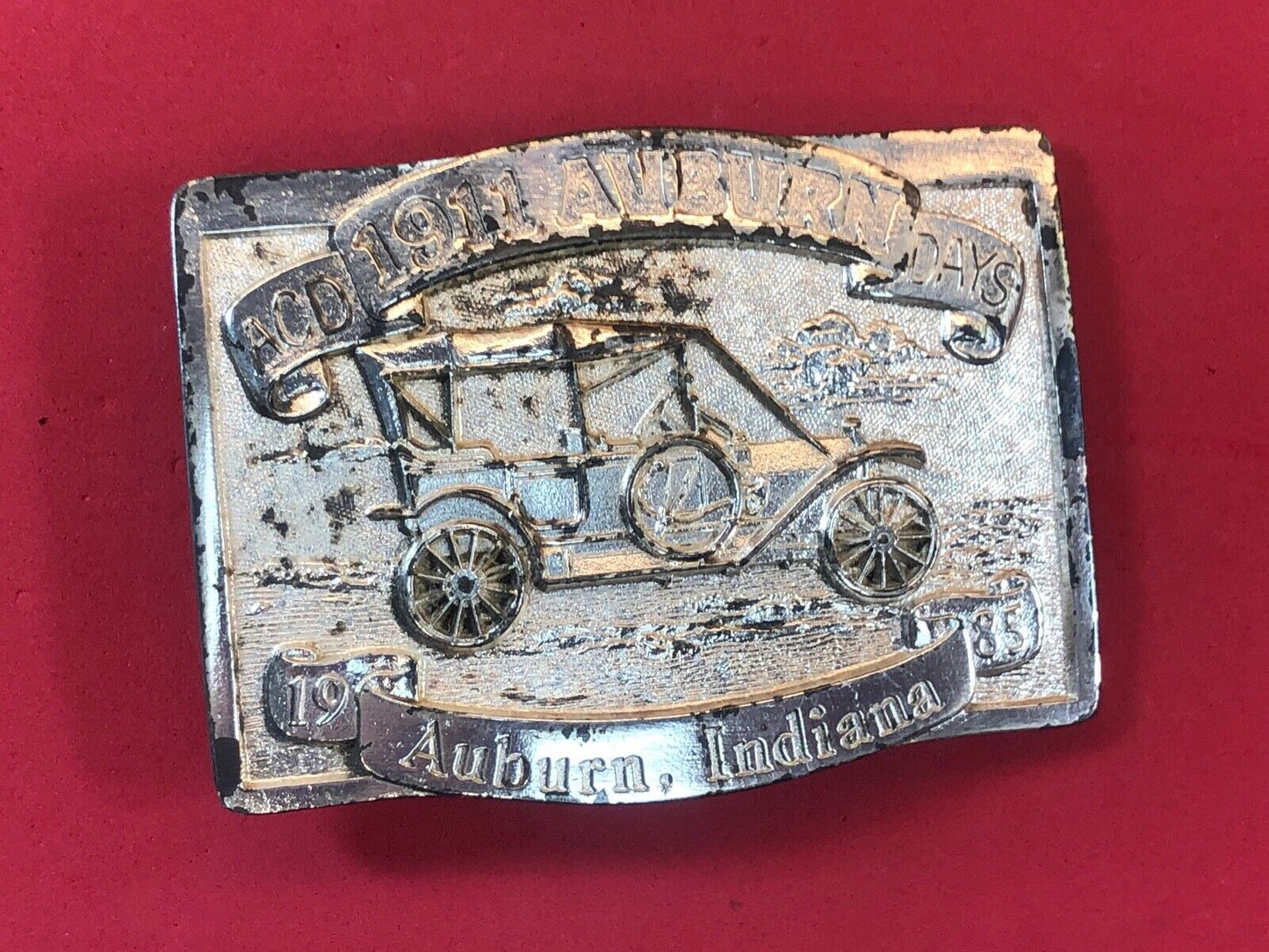 Vintage 1985 Auburn Days - Indiana belt buckle. fair and car show!