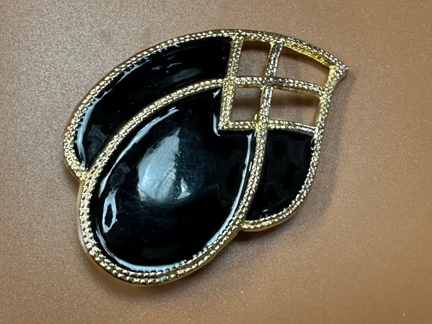 Black Enamel on gold tone 80s USA Day-Lor scarf belt slide buckle