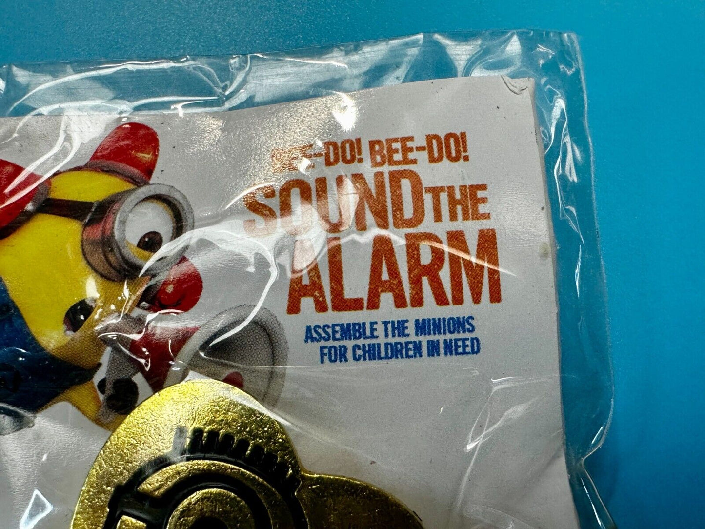 Bee-Do Despicable Me Minion Stuart Kevin Heart Pin by Variety Childrens Hospital