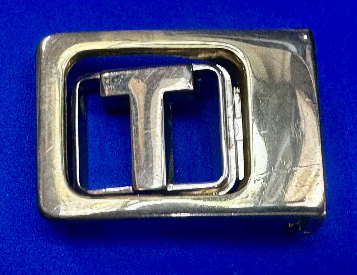 T - Letter Initial Monogram Vintage two tone swing arm small belt buckle