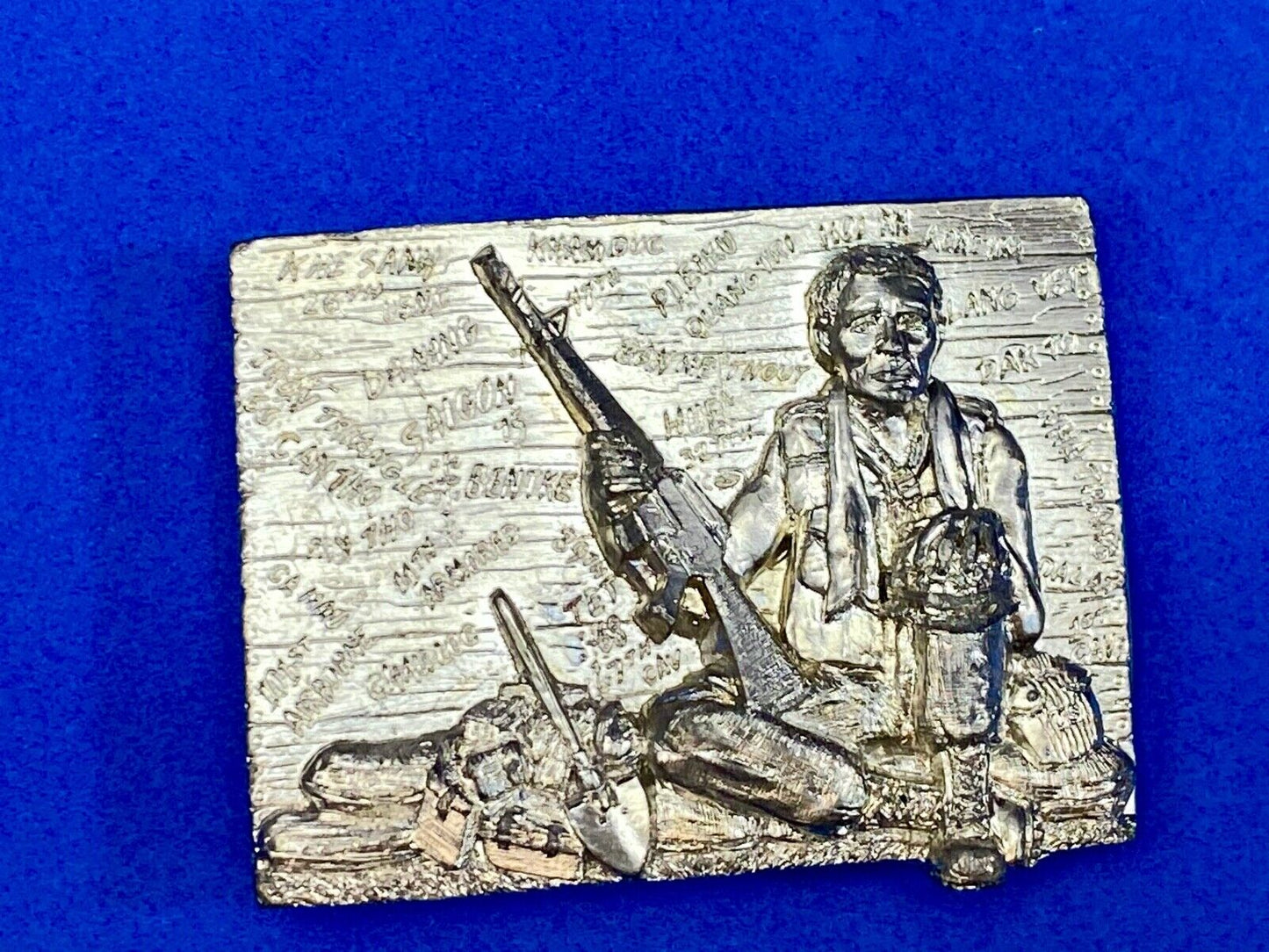 VIntage 1994 The American Vietnam Soldier Commemorative belt buckle by Bergamot