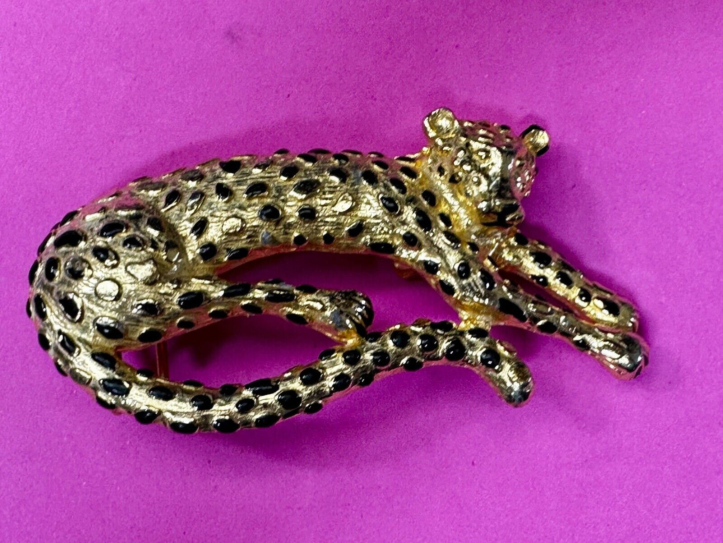 Vintage 1987 MIMI Di N Large Tiger Buckle Animal Gold Tone Black Enamel Spots