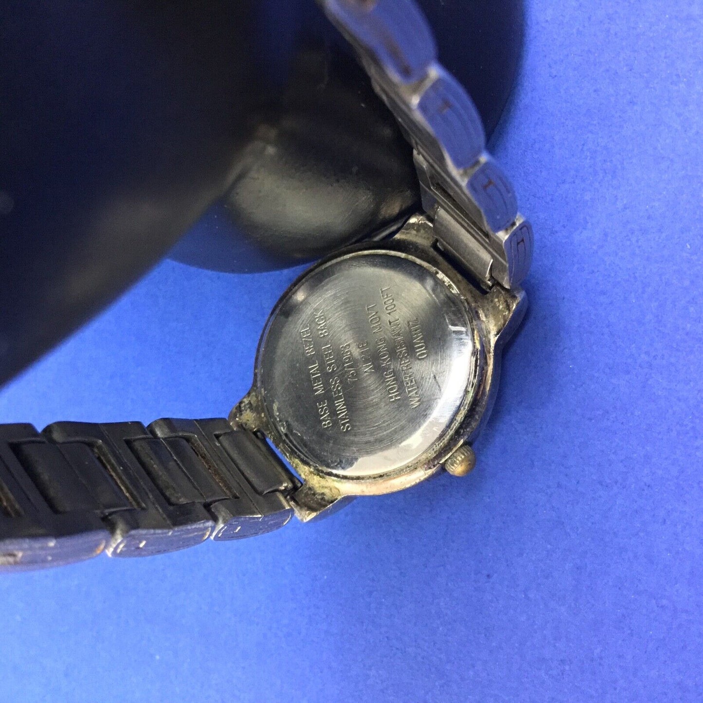 Armitron NOW Silver tone Comes Ladies Round Dress Watch - Working Well