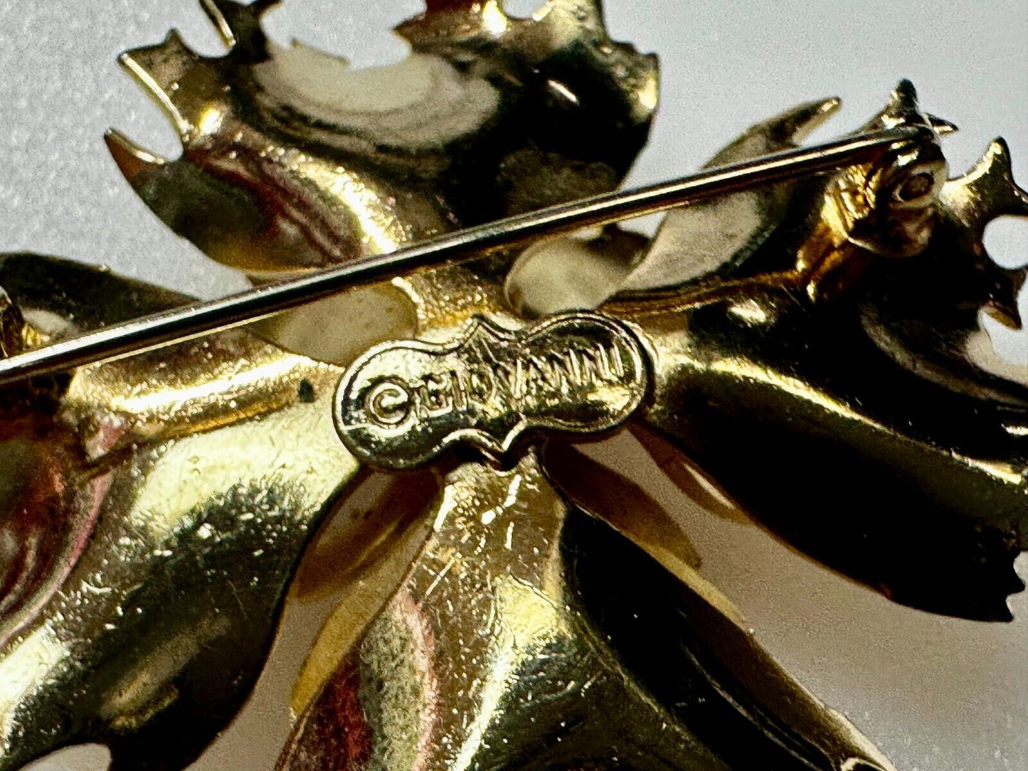 Beautiful Carnation Flower Cutout Gold Tone Brooch Pin Signed by Giovanni