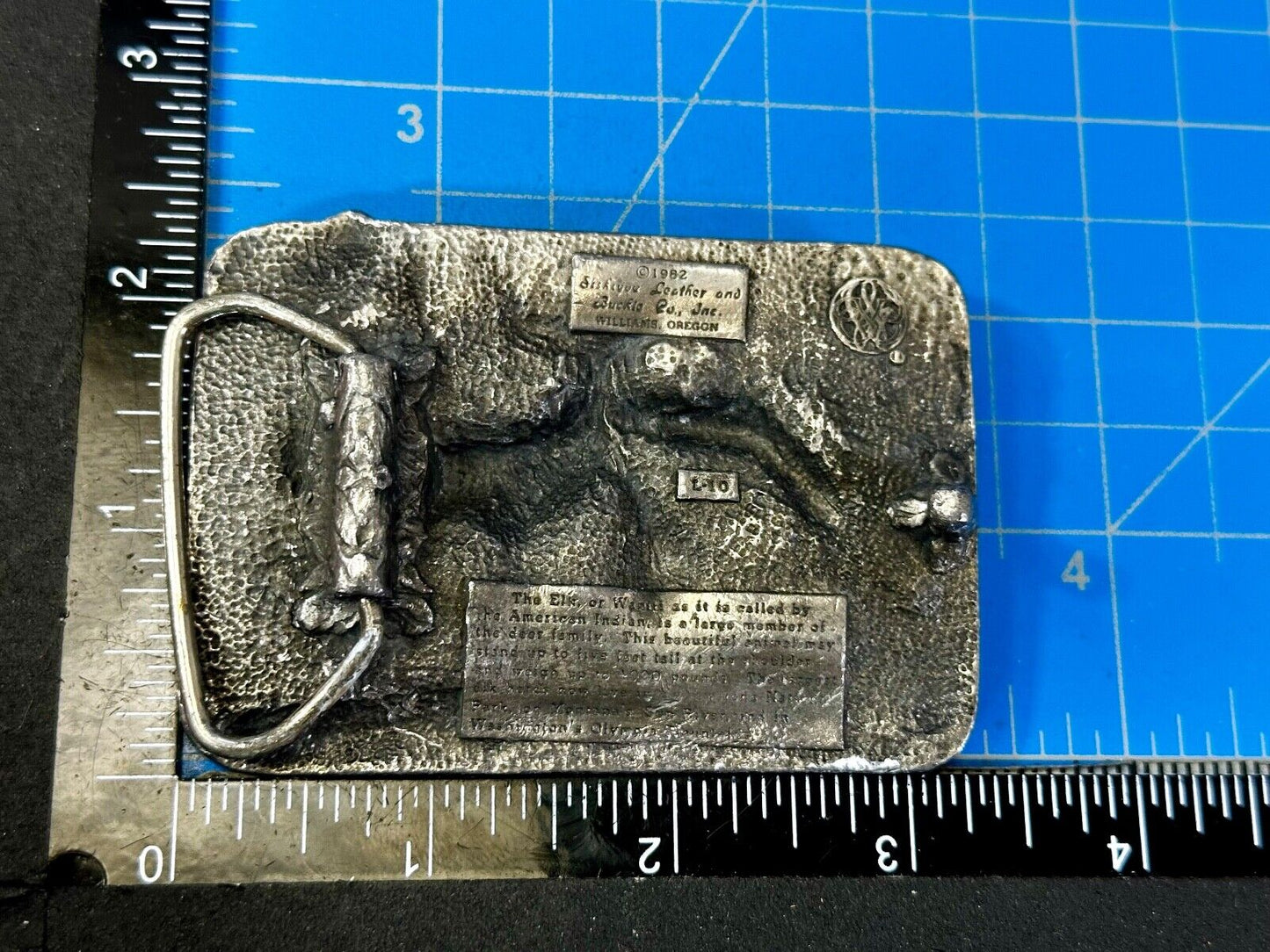 The Elk Deer Family Vintage Wapiti 1982 Wildlife Pewter Belt Buckle by Siskiyou