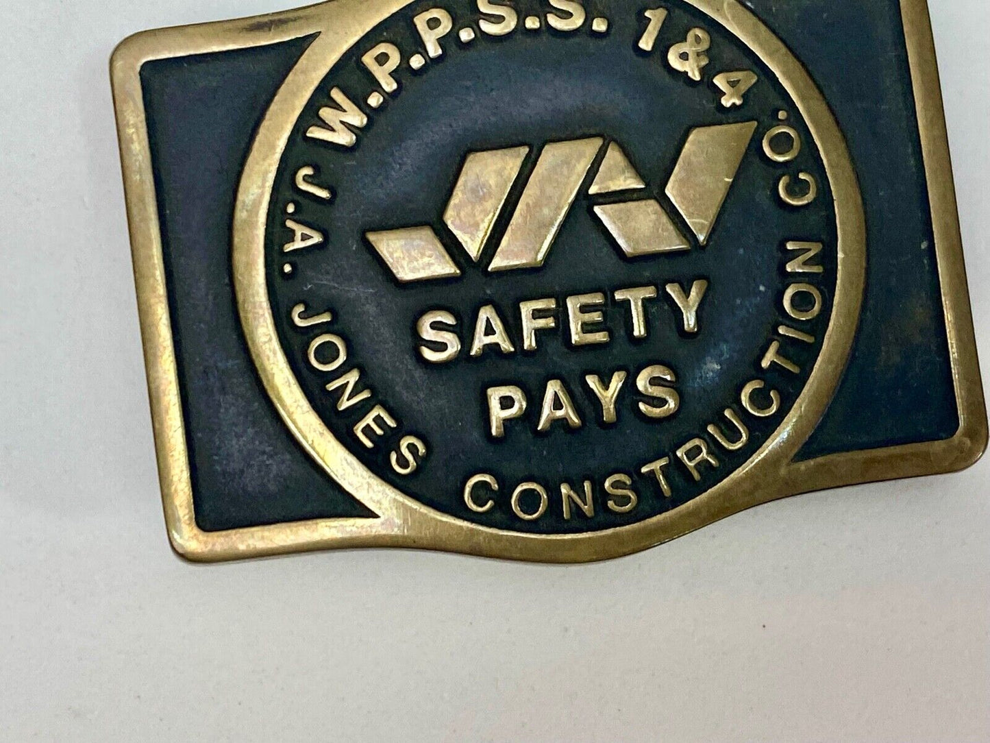 1981 W.P.P.S.S. 1 & 4 Safety Pays Jones Construction - Anacortes Belt Buckle